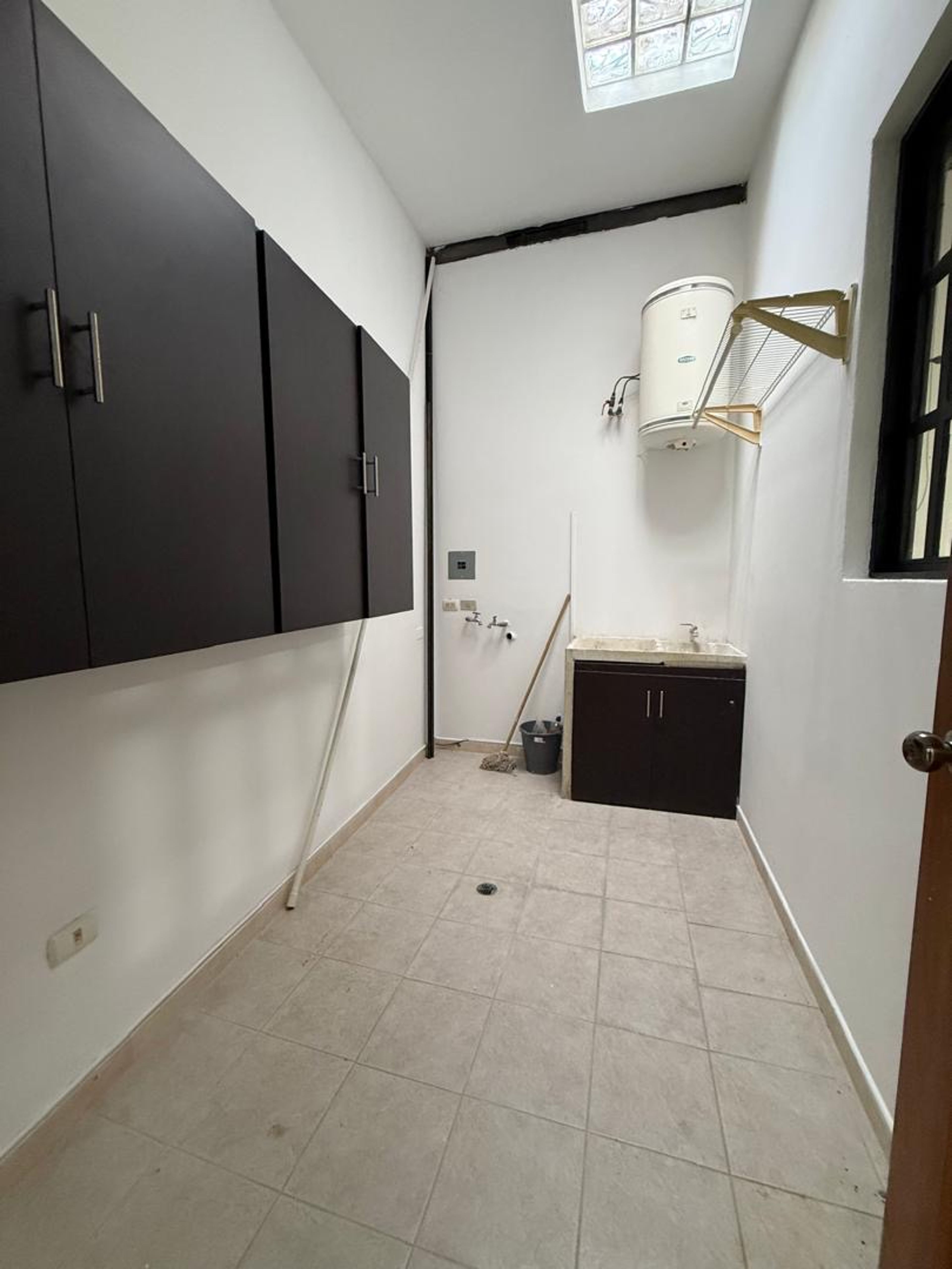 Casa semiamoblada en alquiler dentro de Residencias Doña Virginia — foto 7