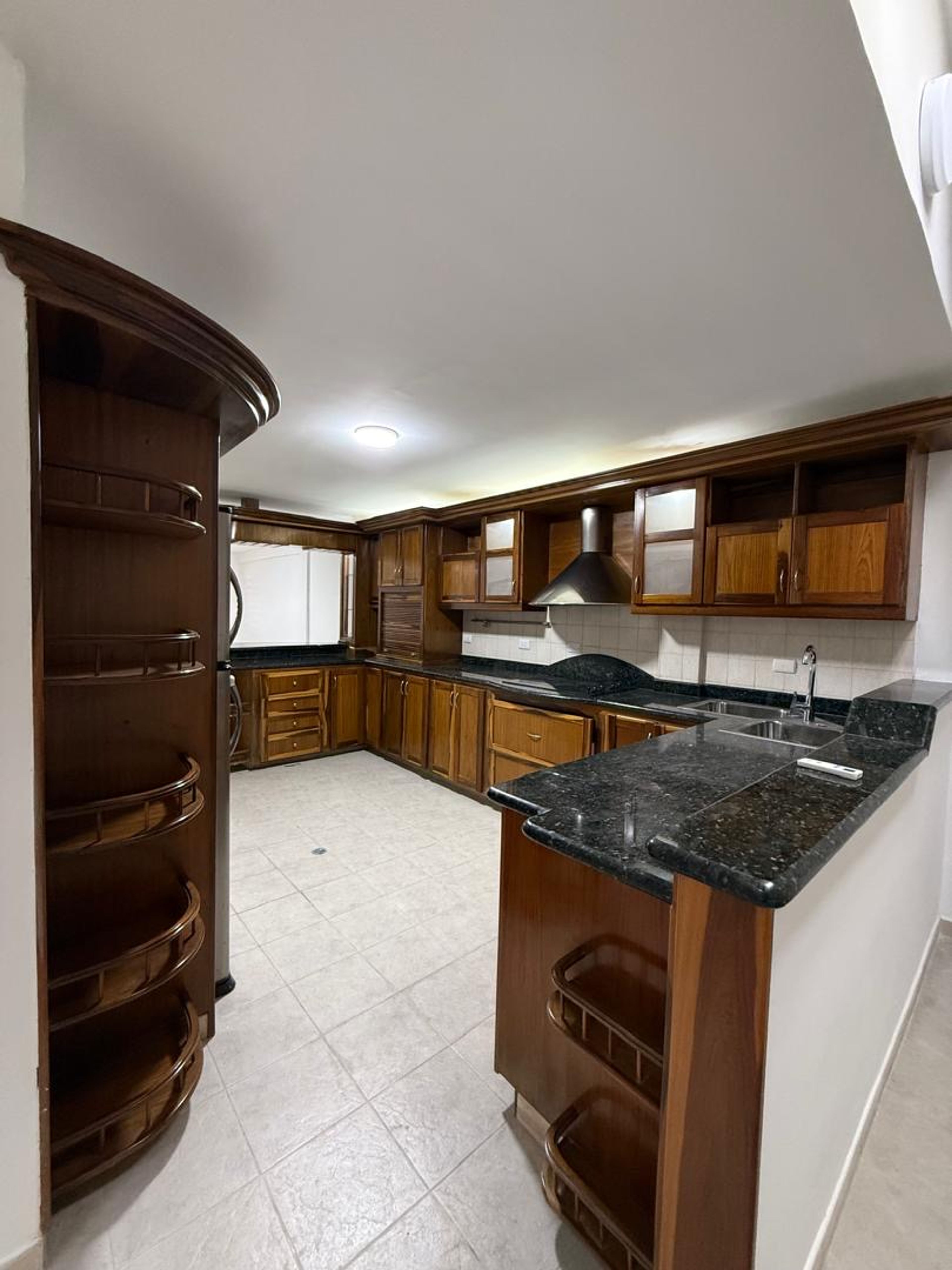 Casa semiamoblada en alquiler dentro de Residencias Doña Virginia — foto 6
