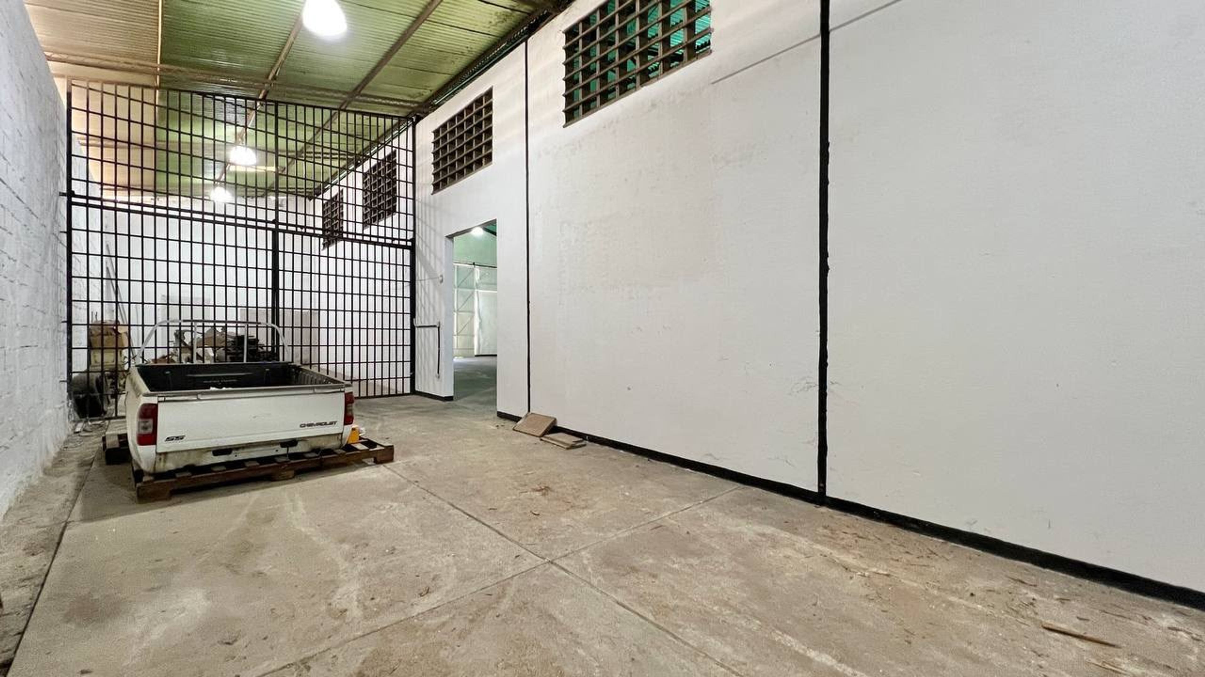 Galpones y complejo comercial de gran escala en La Concordia — foto 6