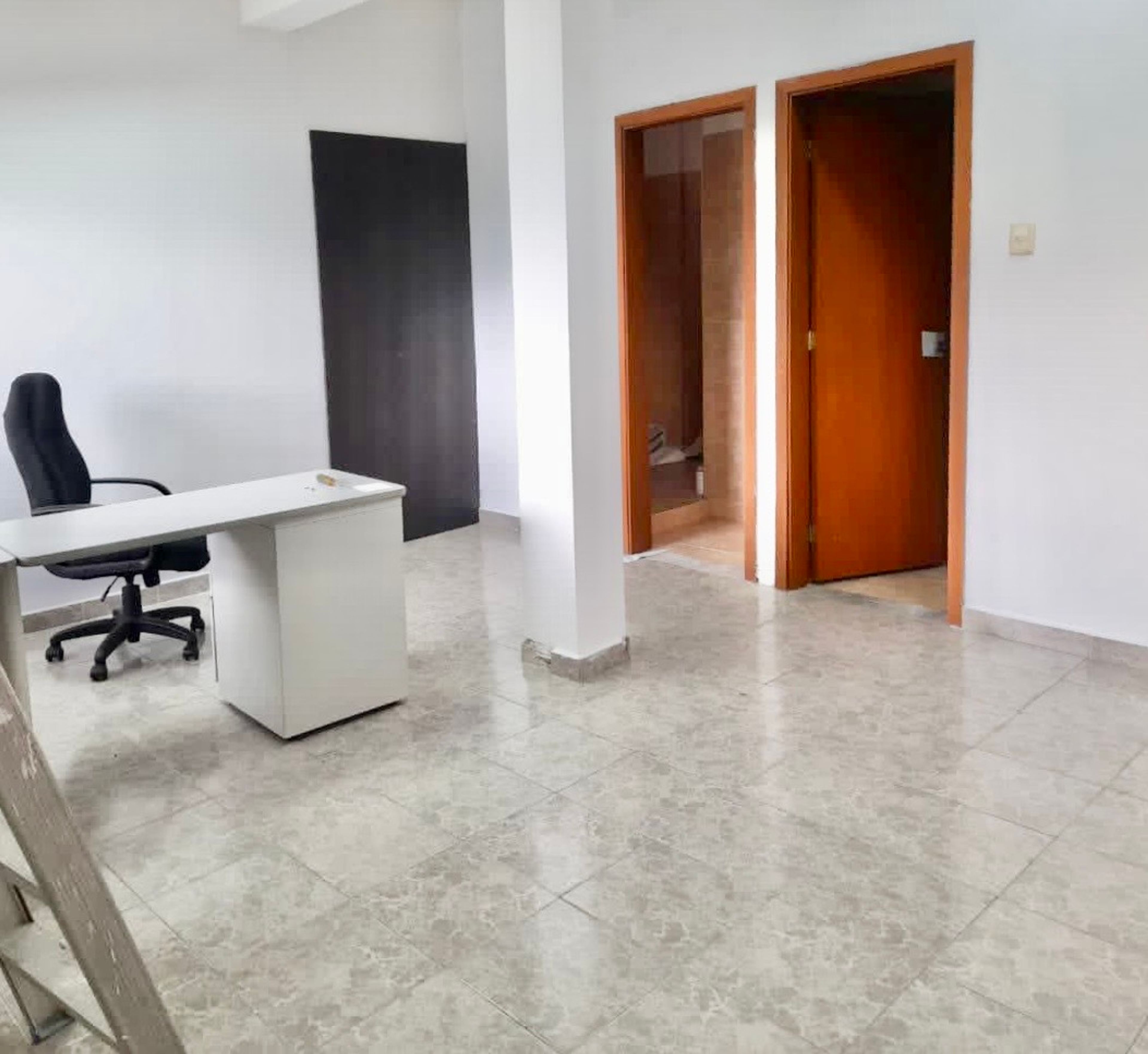 Edificio comercial en Barrio Obrero  — foto 5