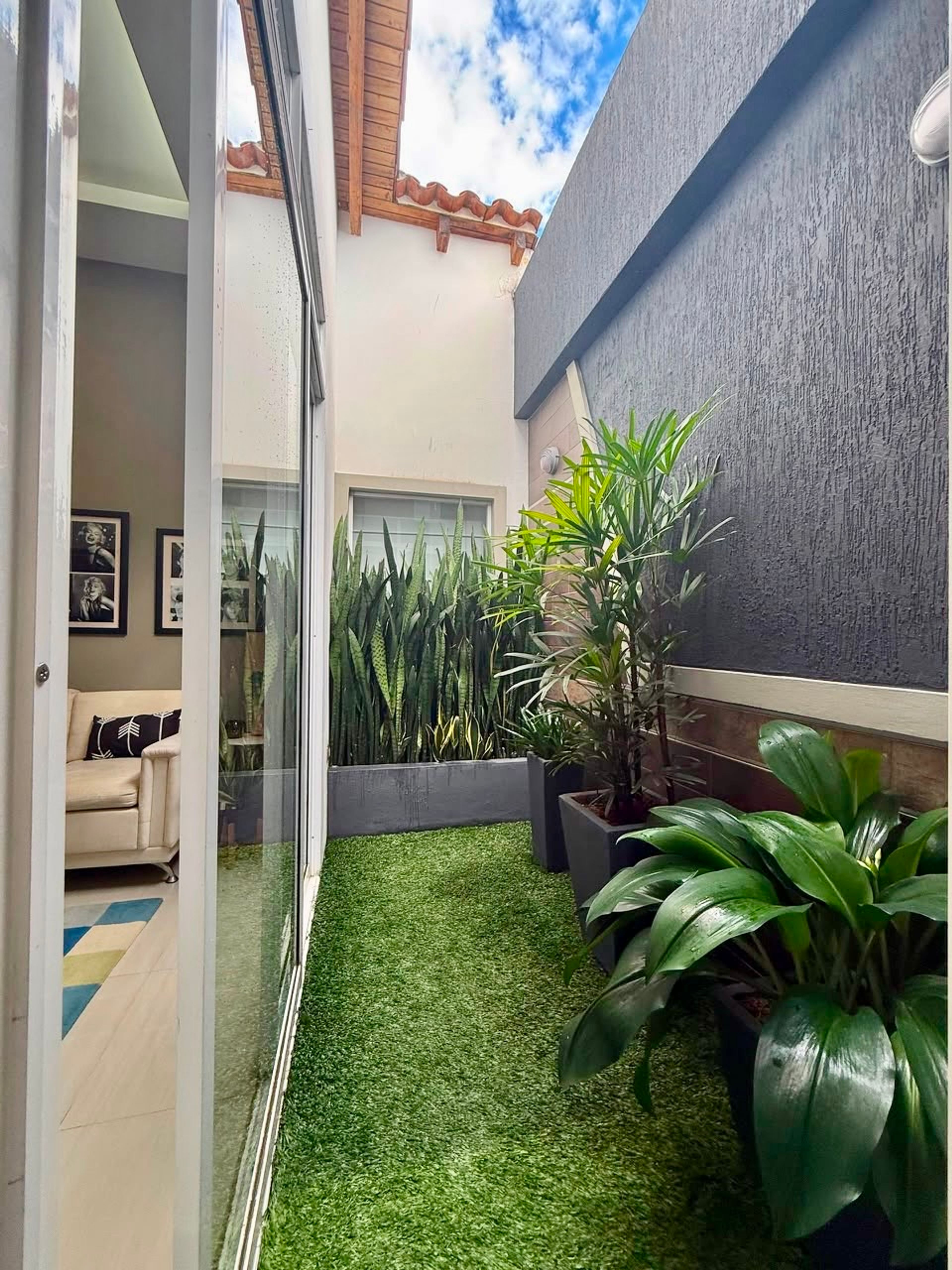Casa con acabados modernos en Colinas de Pirineos — foto 5
