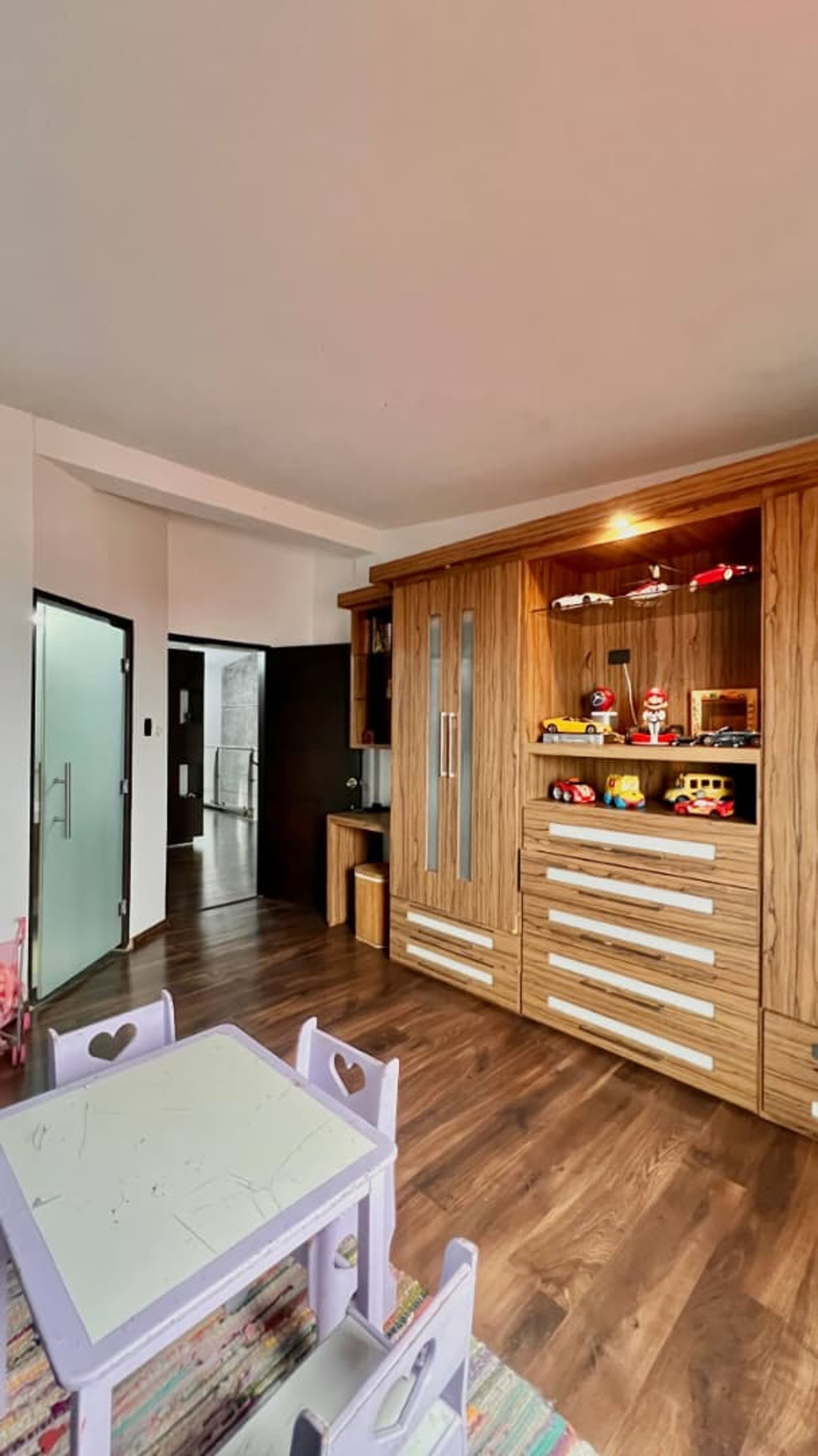 Exclusiva residencia de estilo lujo industrial con piscina privada en Tucape Parte Alta — foto 14