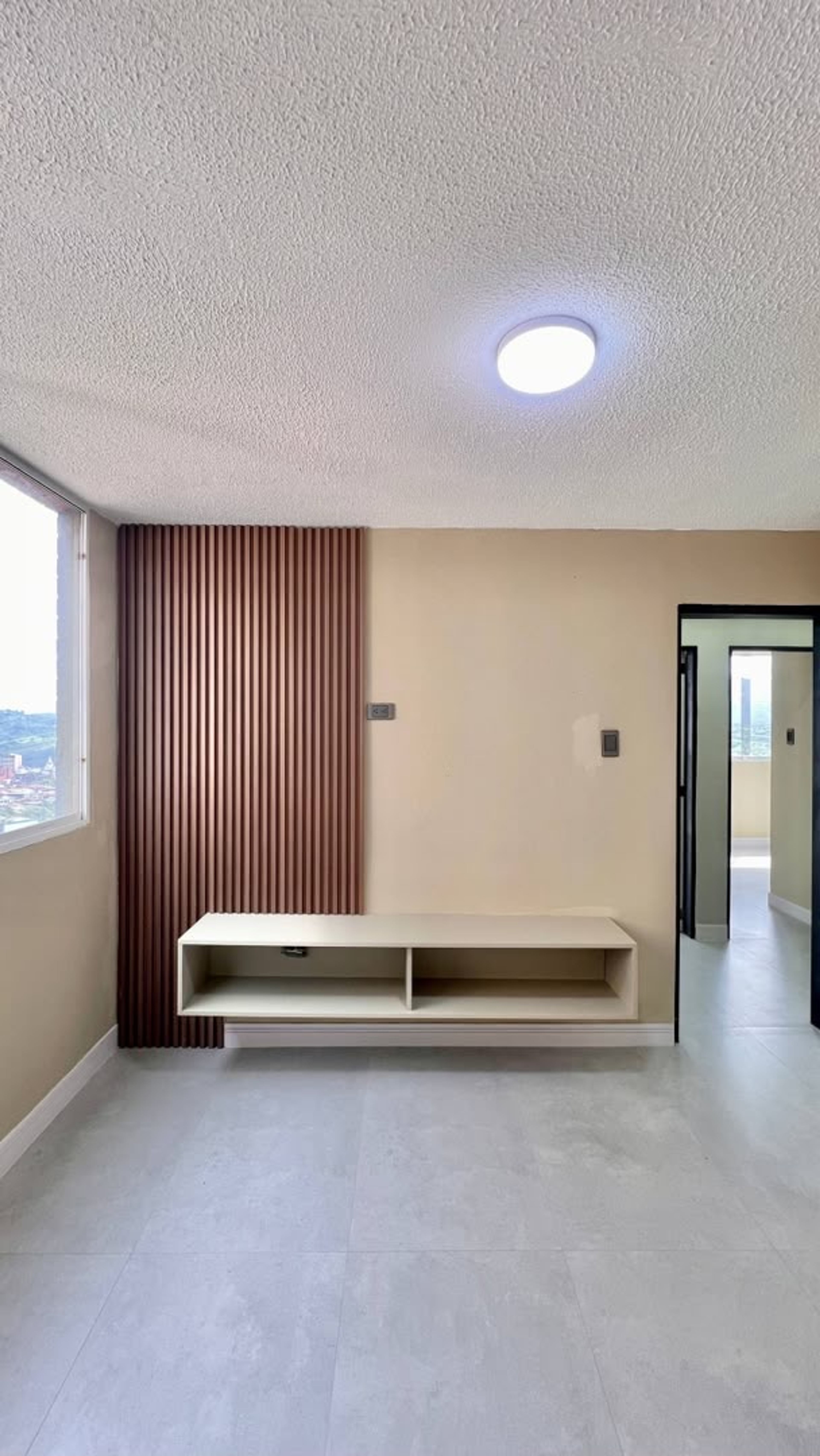 Apartamento a estrenar con vista panorámica en Residencias Alcázar — foto 10
