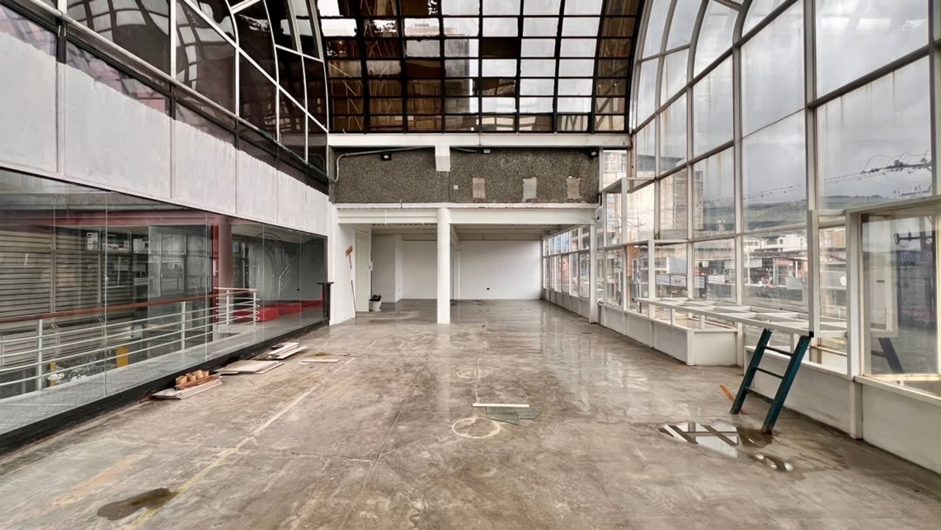 Local comercial en Barrio Obrero con bonitas vistas  — foto 10