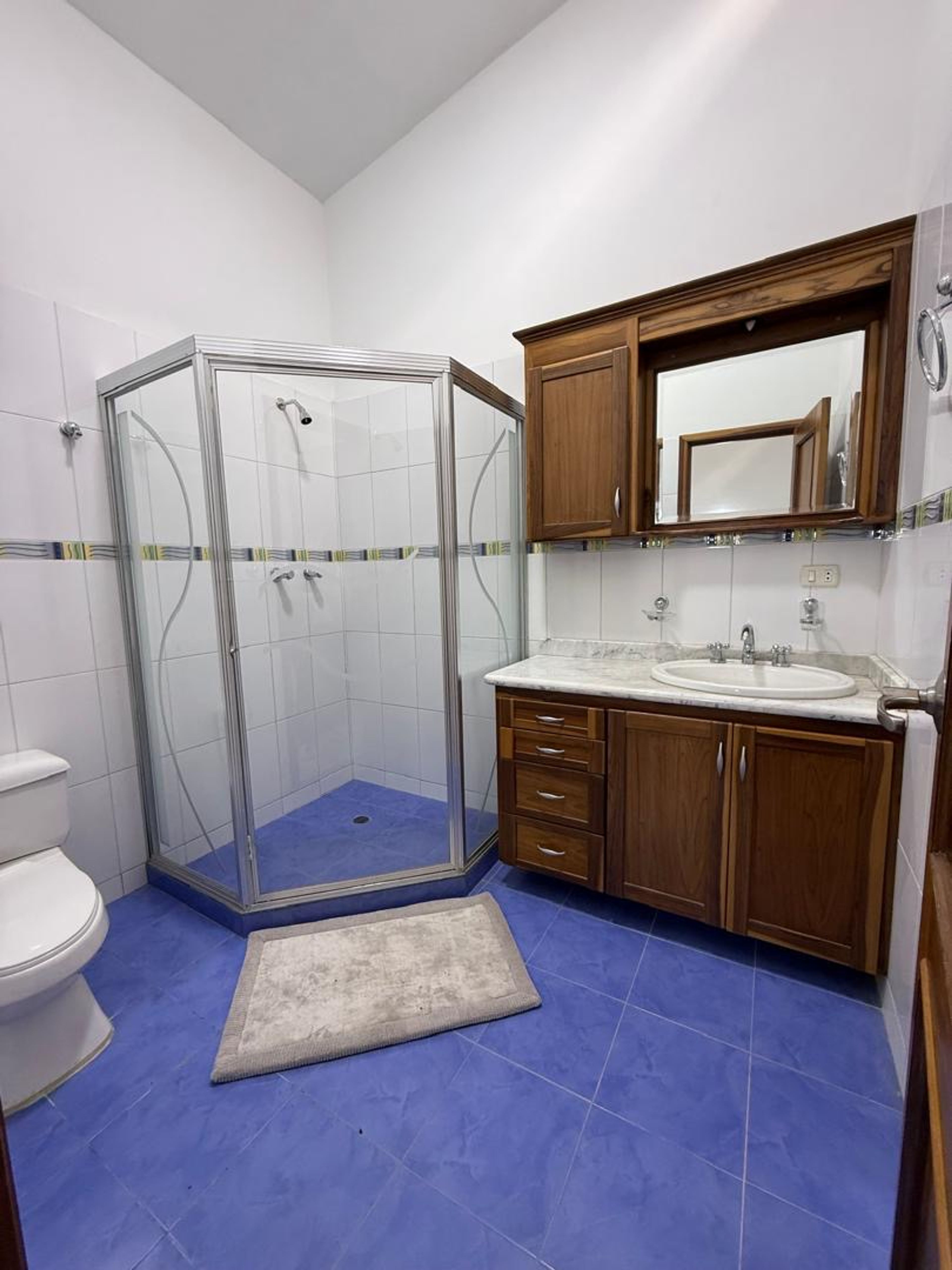 Casa semiamoblada en alquiler dentro de Residencias Doña Virginia — foto 9