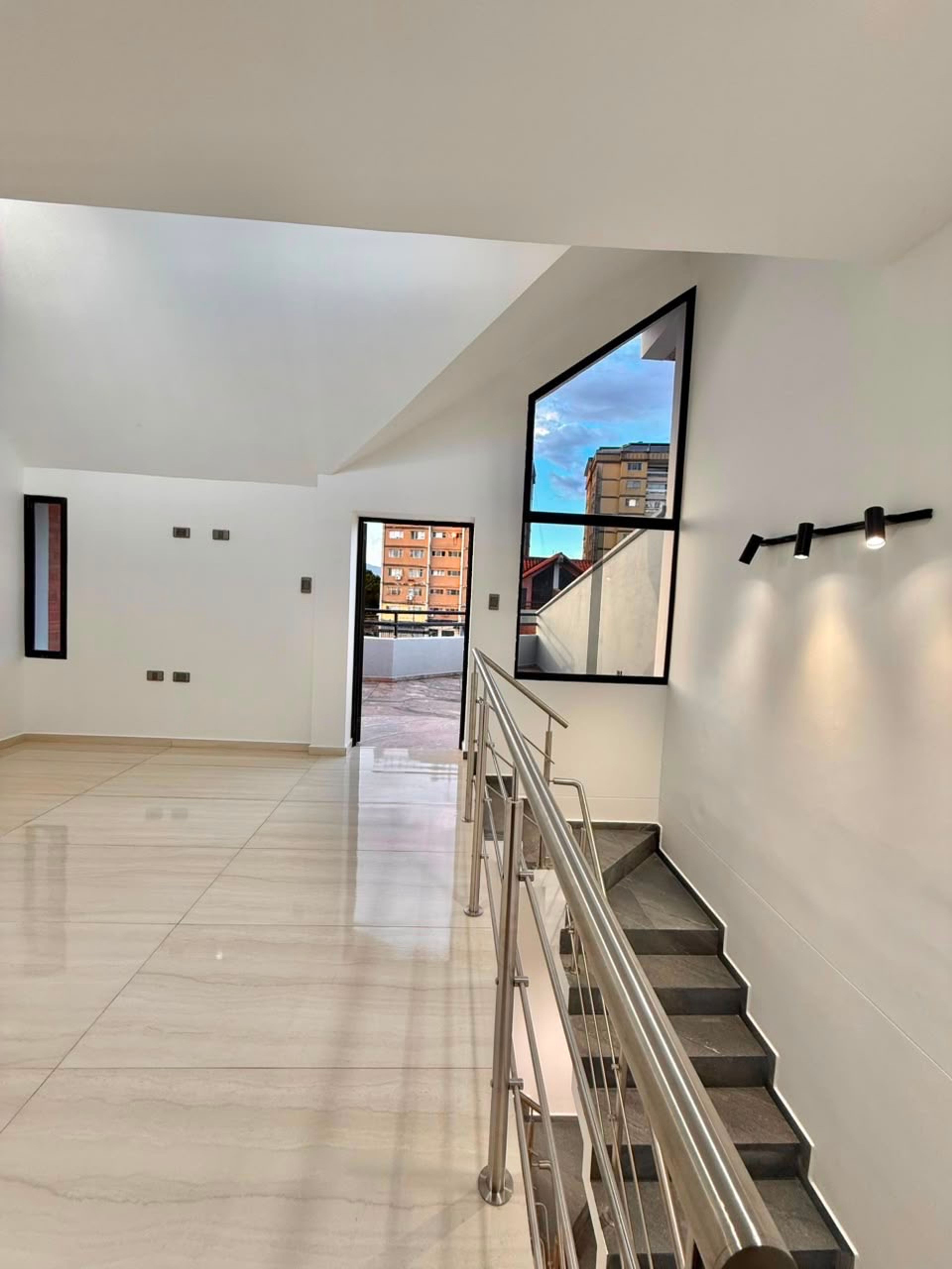 Casa de lujo a estrenar  en Urbanización Santísima Trinidad, Pueblo Nuevo — foto 8
