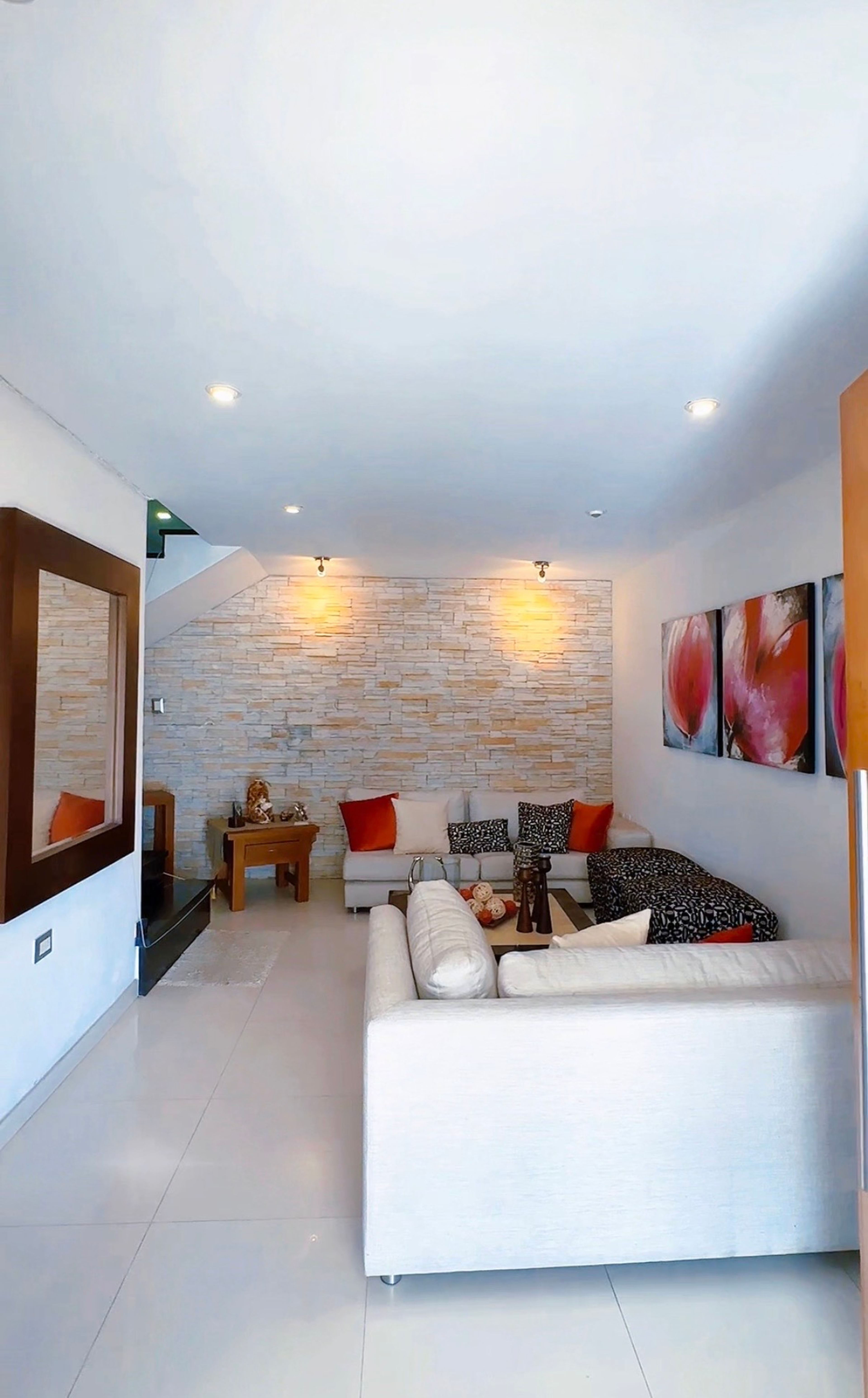 Casa de diseño contemporáneo en Colinas de Pirineos — foto 5