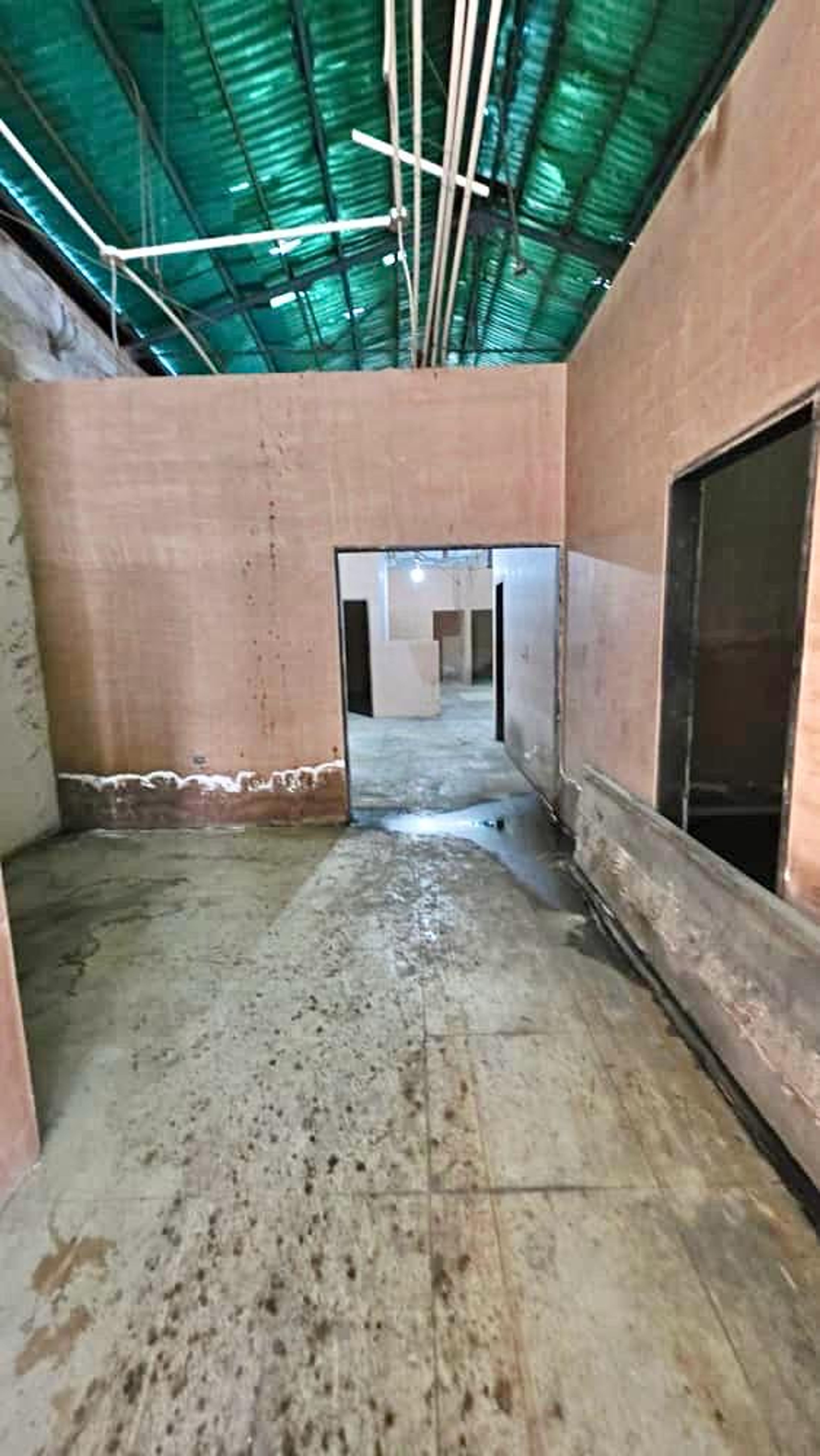 Inmueble comercial de 569,99 m² con zona de carga en 8va Avenida de La Concordi — foto 6