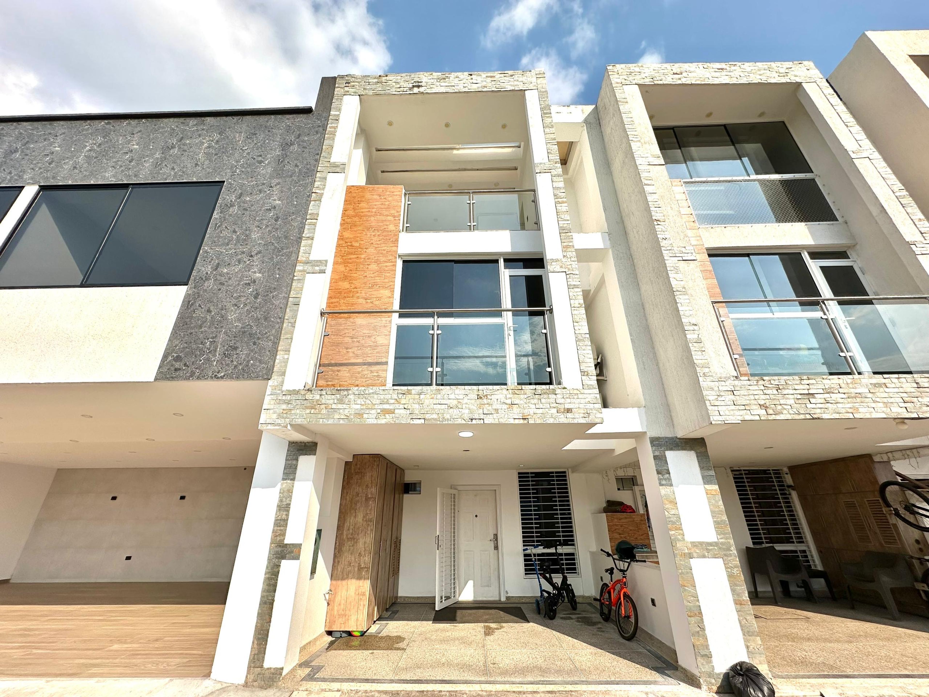 Casa o TownHouse en La Guayana, San Cristóbal — foto 1
