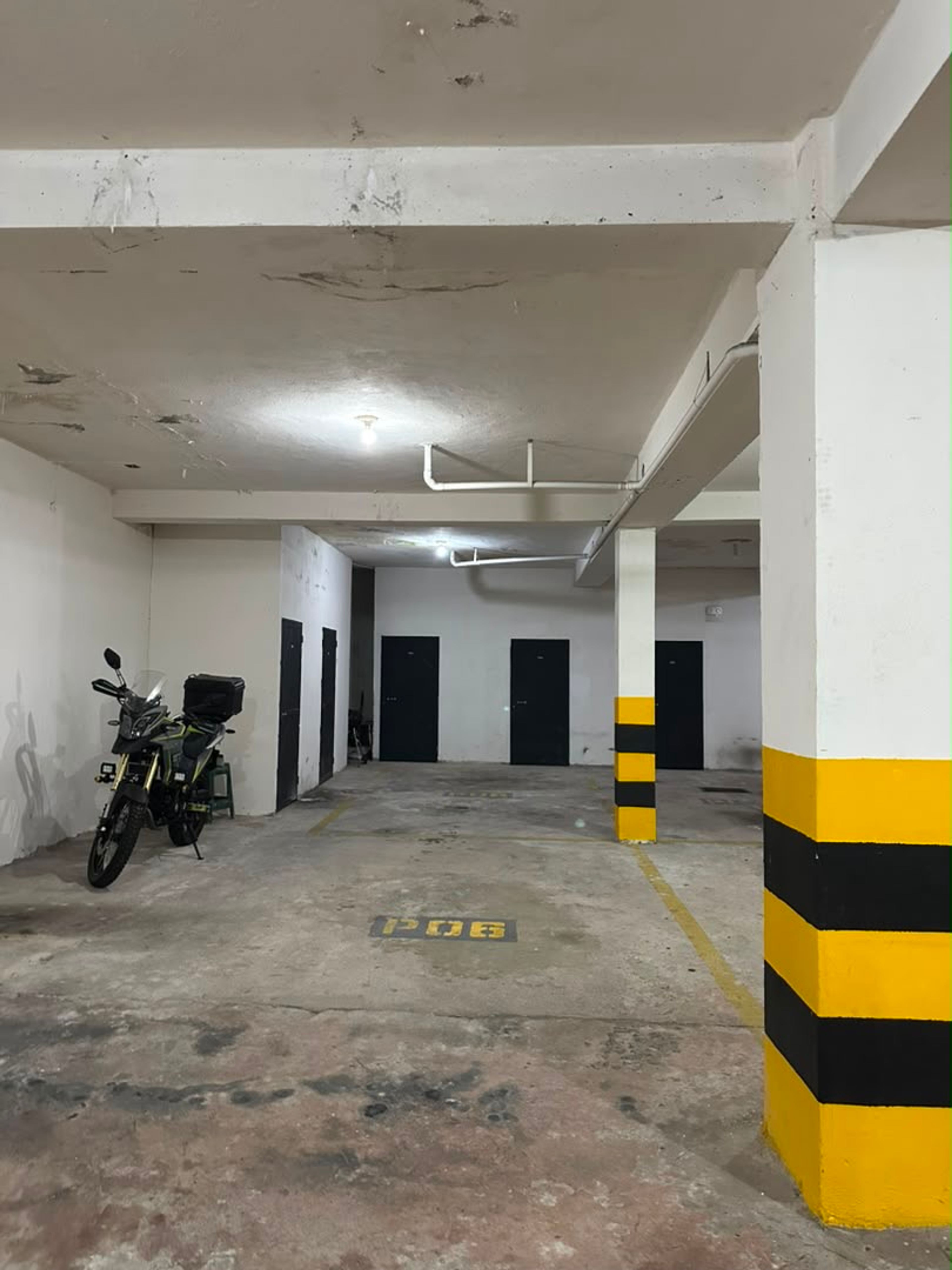 Apartamento en las Acacias con piscina y planta eléctrica  — foto 10