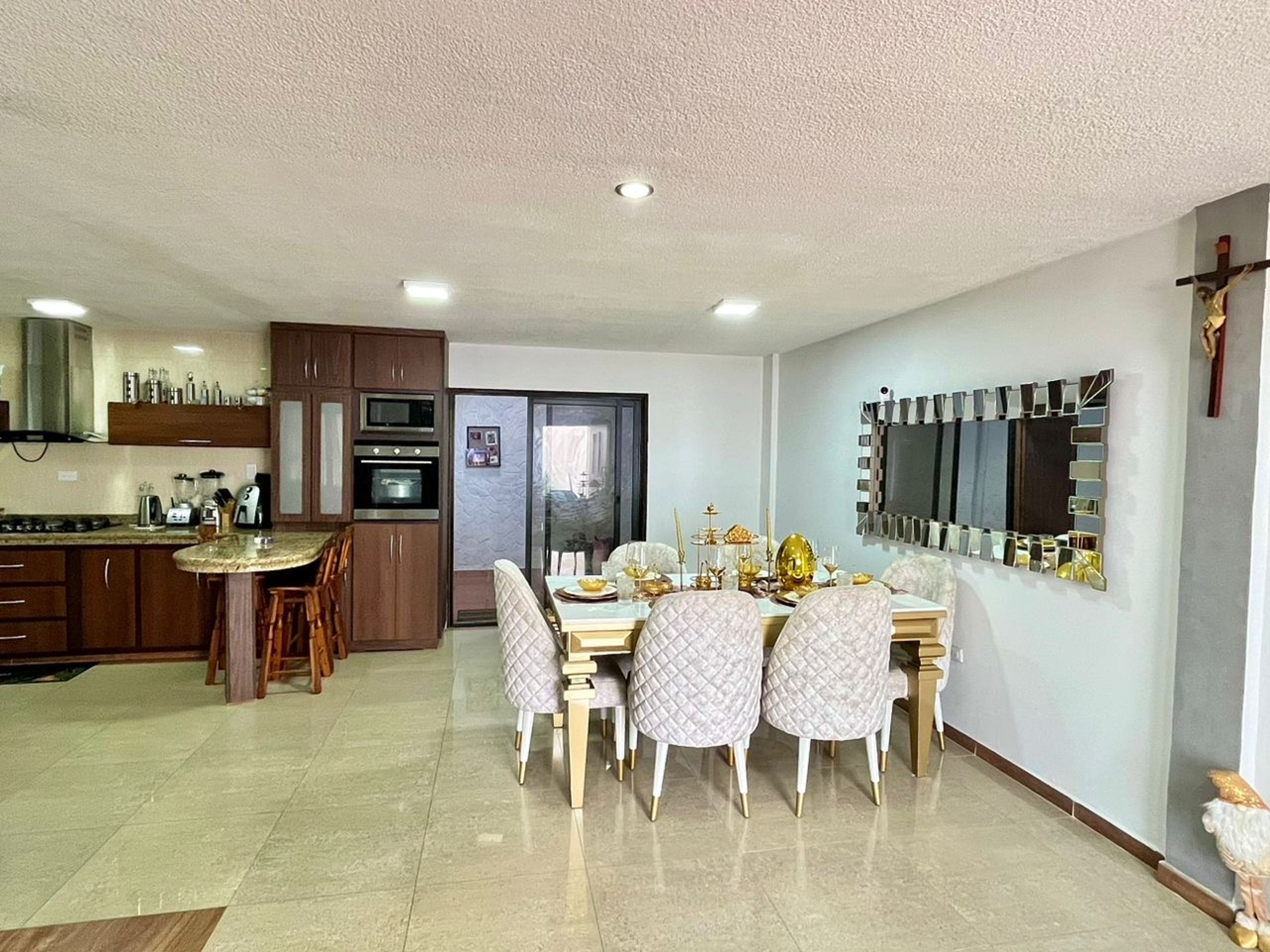 Casa en Pueblo Nuevo dentro de Urbanización Villa Moreno cerca de Garzón Plus — foto 7