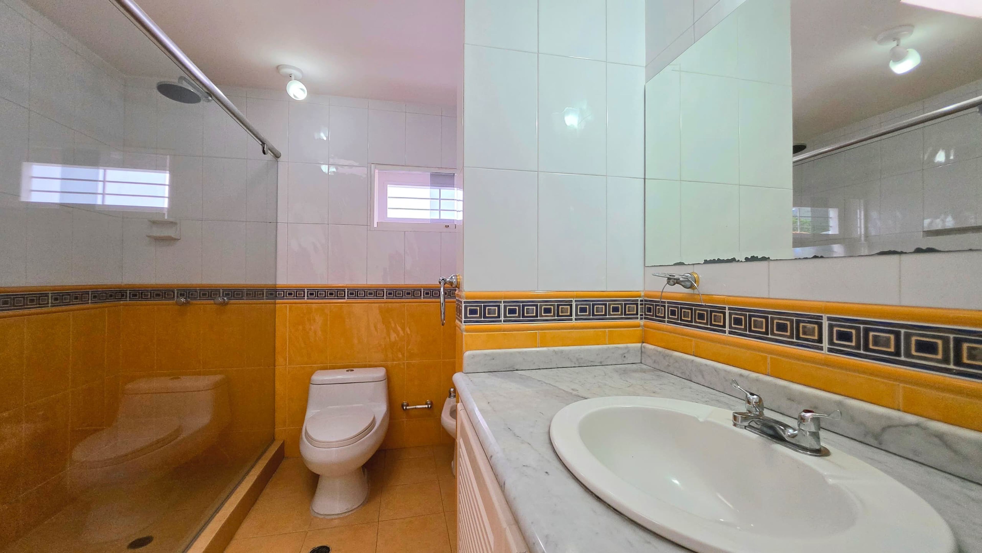 Casa con 4 suites y estudio en la exclusiva Urbanización Valle Arriba — foto 11