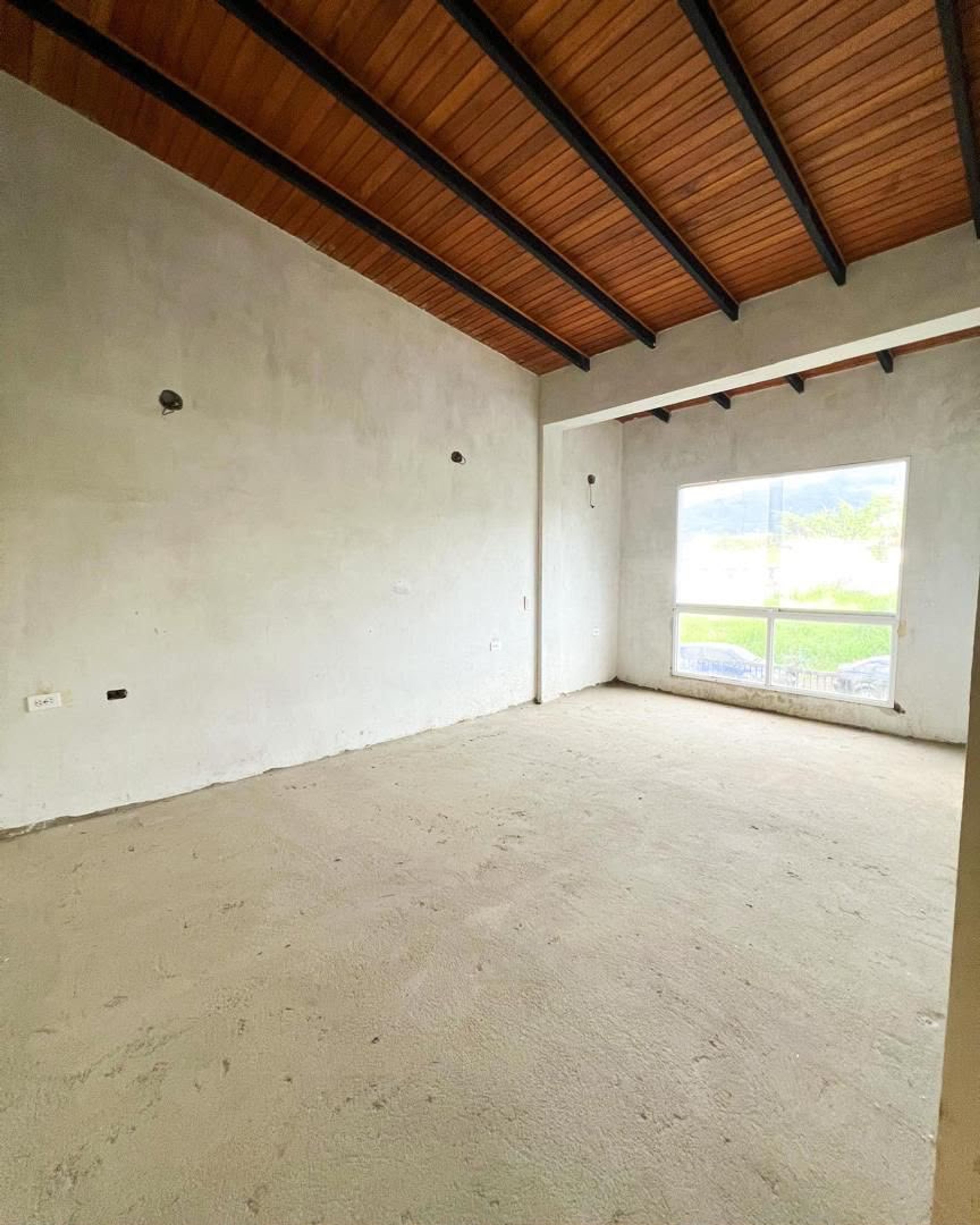 Dos residencias en obra blanca dentro de amplia parcela — foto 11