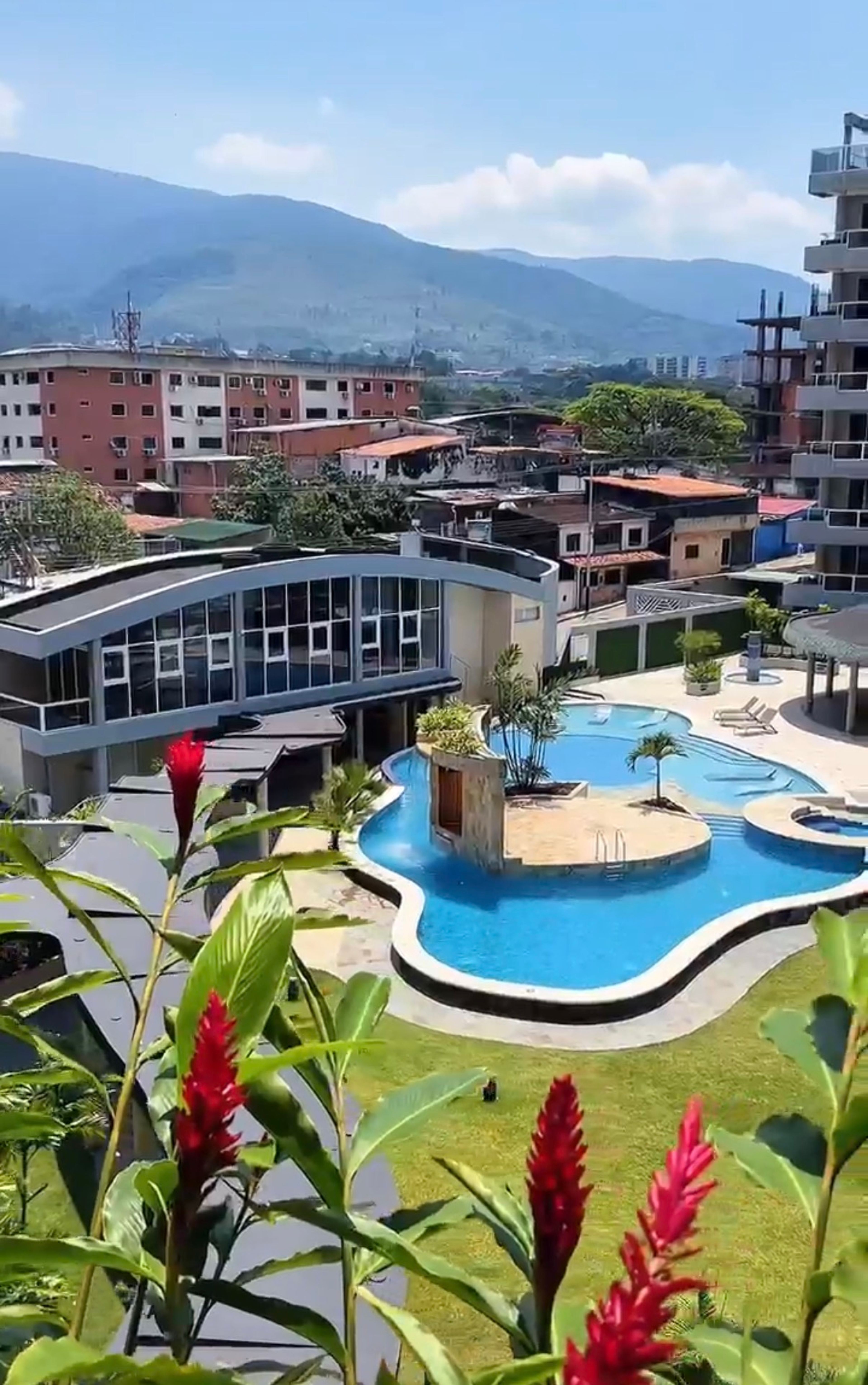 Exclusivos apartamentos y penthouse en Isla Verde Condominio — foto 10