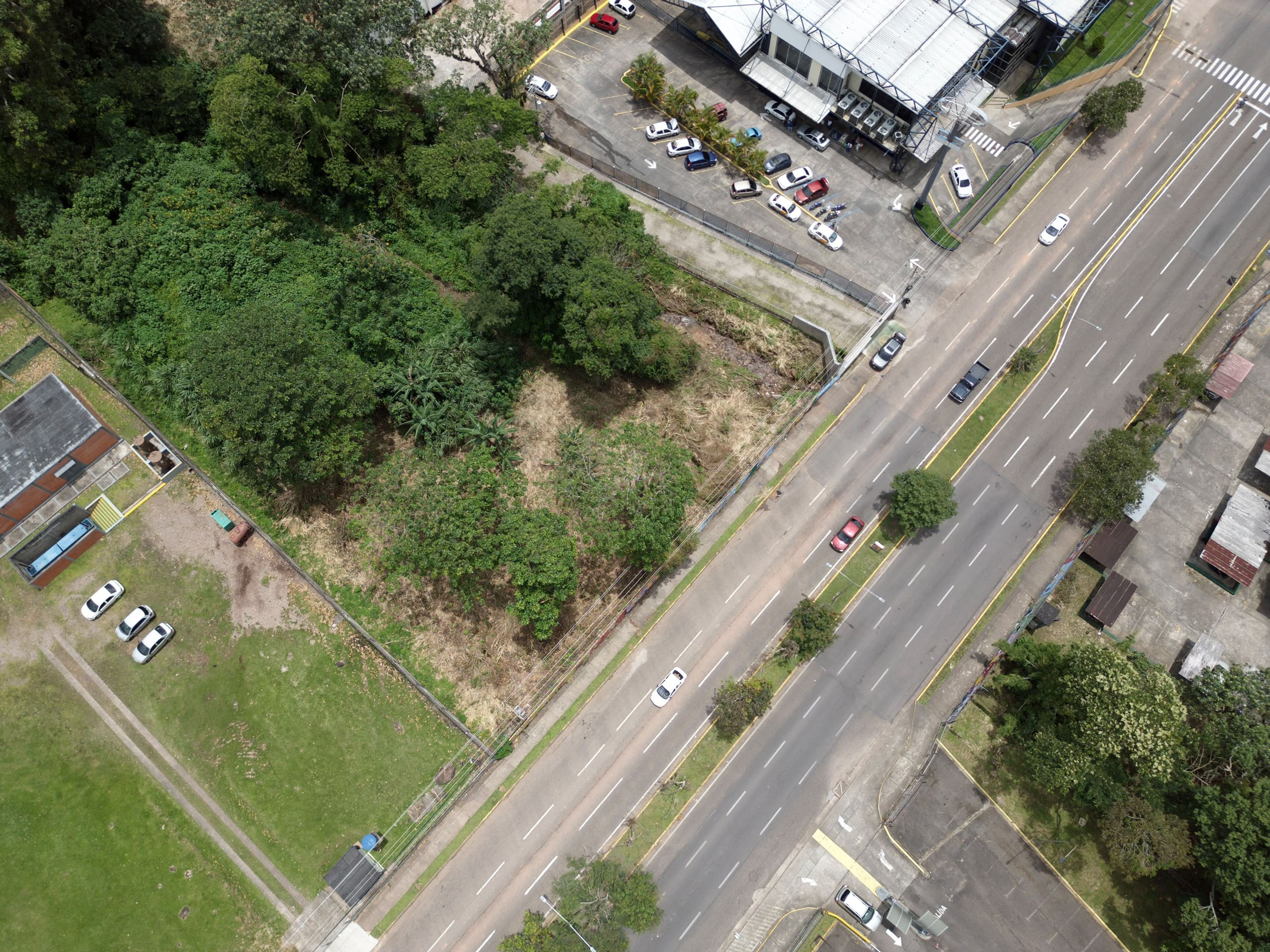 Terreno o parcela en Avenida Rotaria, San Cristóbal — foto 4