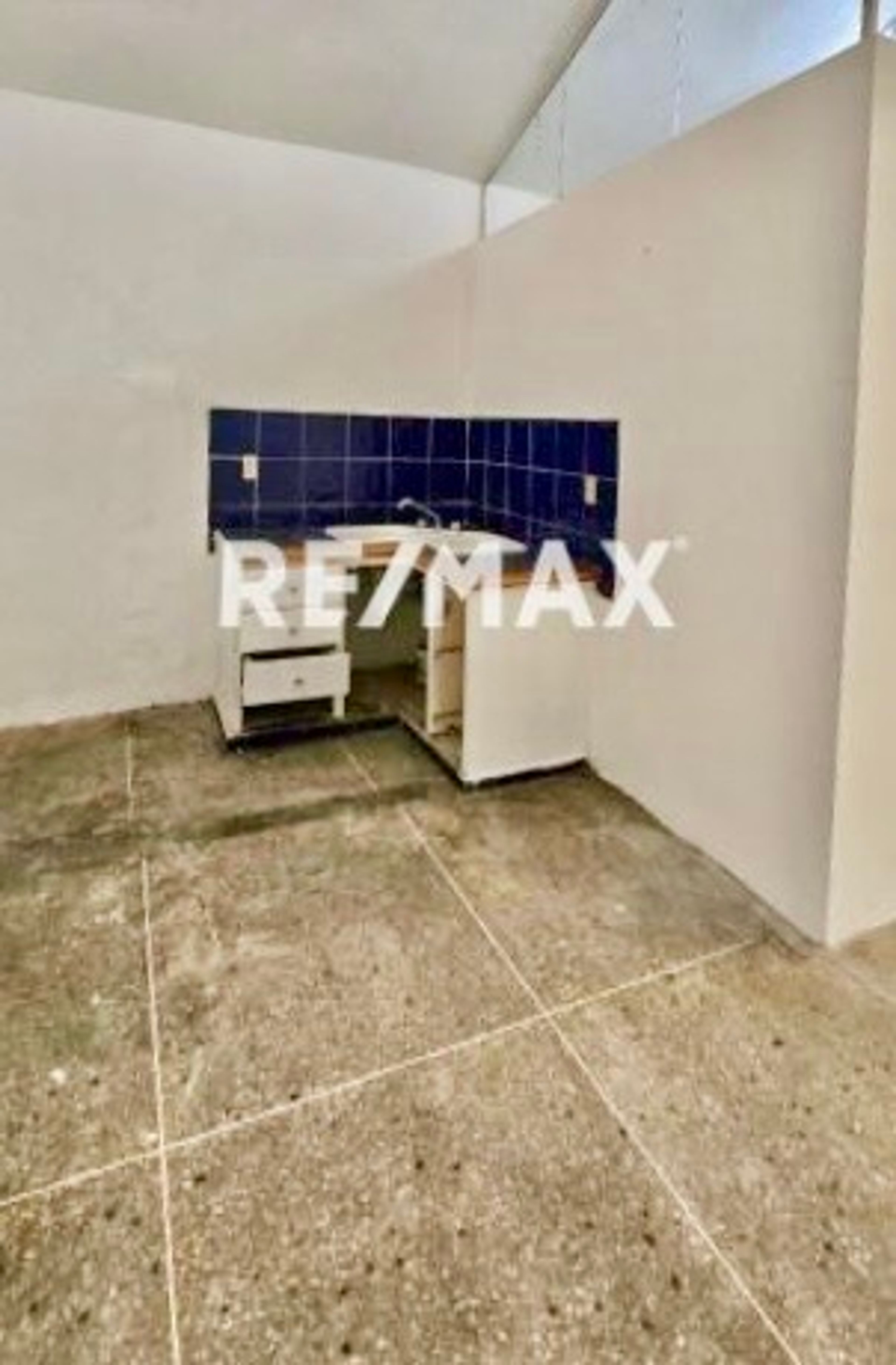 Local comercial esquinero de 100 m² con oficina en Carrera 22 de Barrio Obrero — foto 7