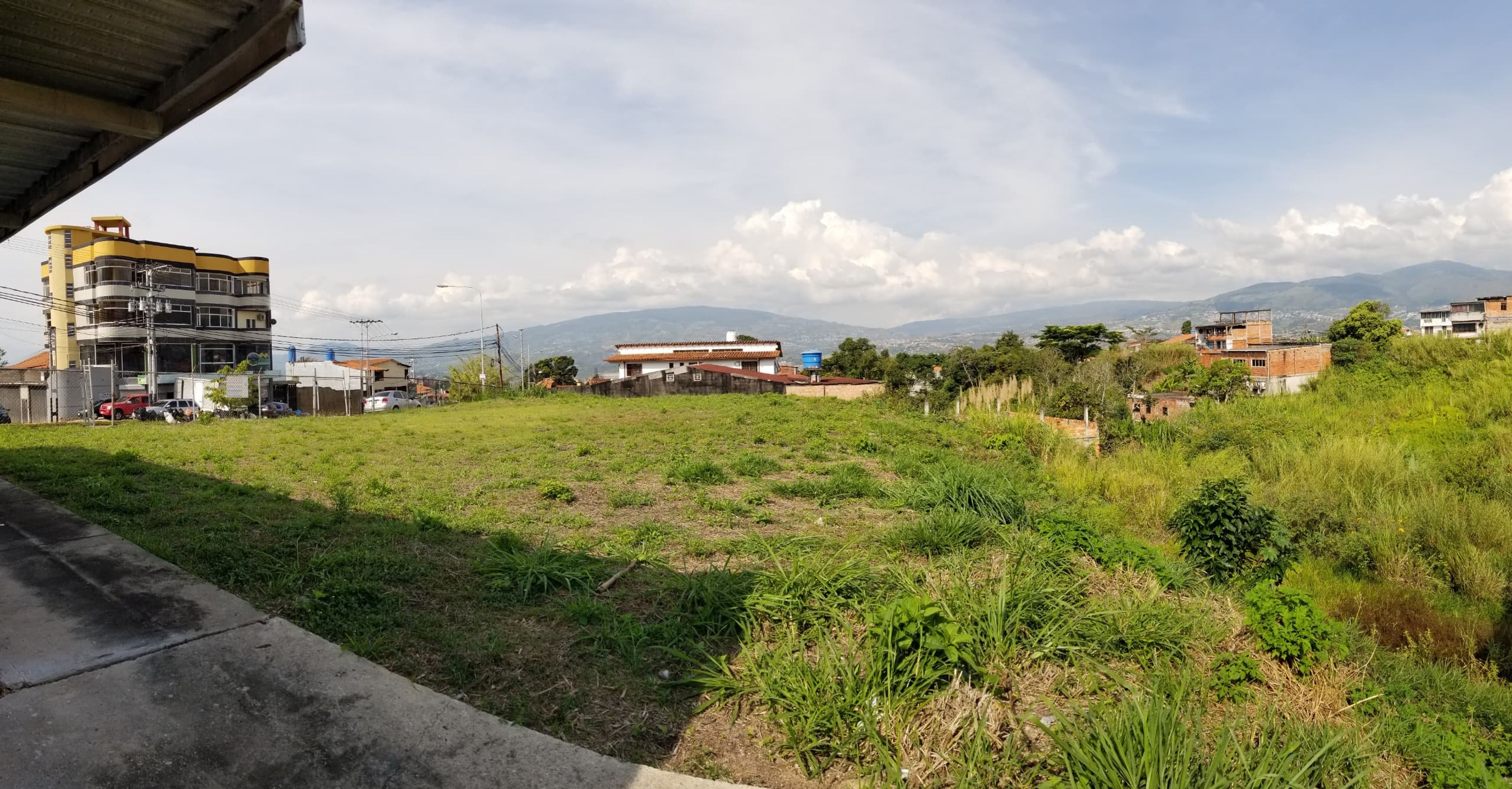 Terreno comercial estratégico de 2.500 m² a orilla de calle en Pueblo Nuevo — foto 6