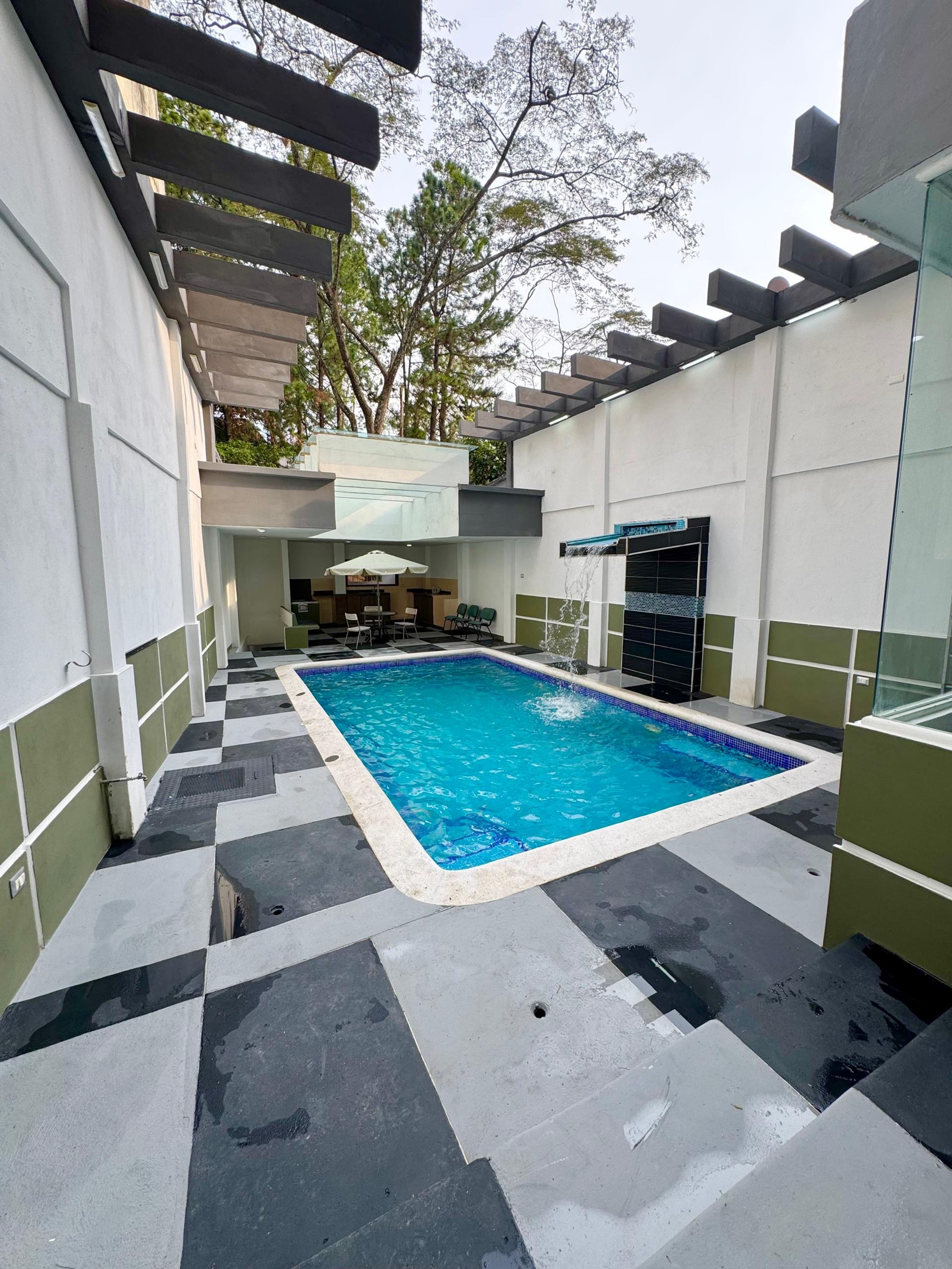 Casa moderna de 800 m² con piscina y 5 niveles en Urbanización Colinas de Pirineos — foto 6