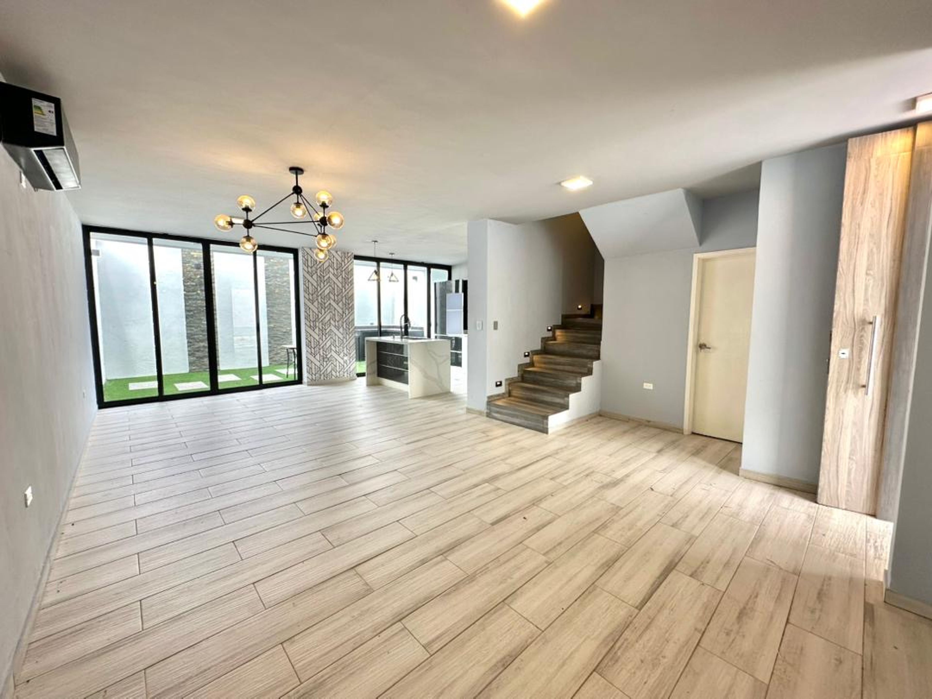 Elegante casa amoblada y equipada en alquiler en Urb. El Solar de La Castellana — foto 7