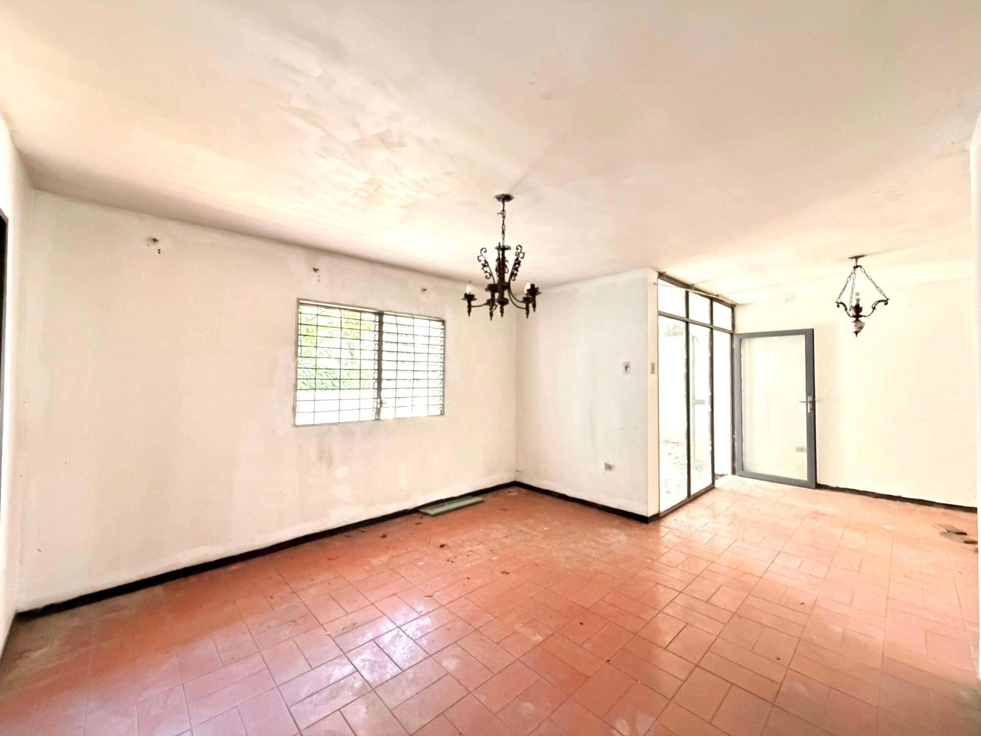 Casa con amplia terraza trasera en Urb. Nueva Guayana — foto 5