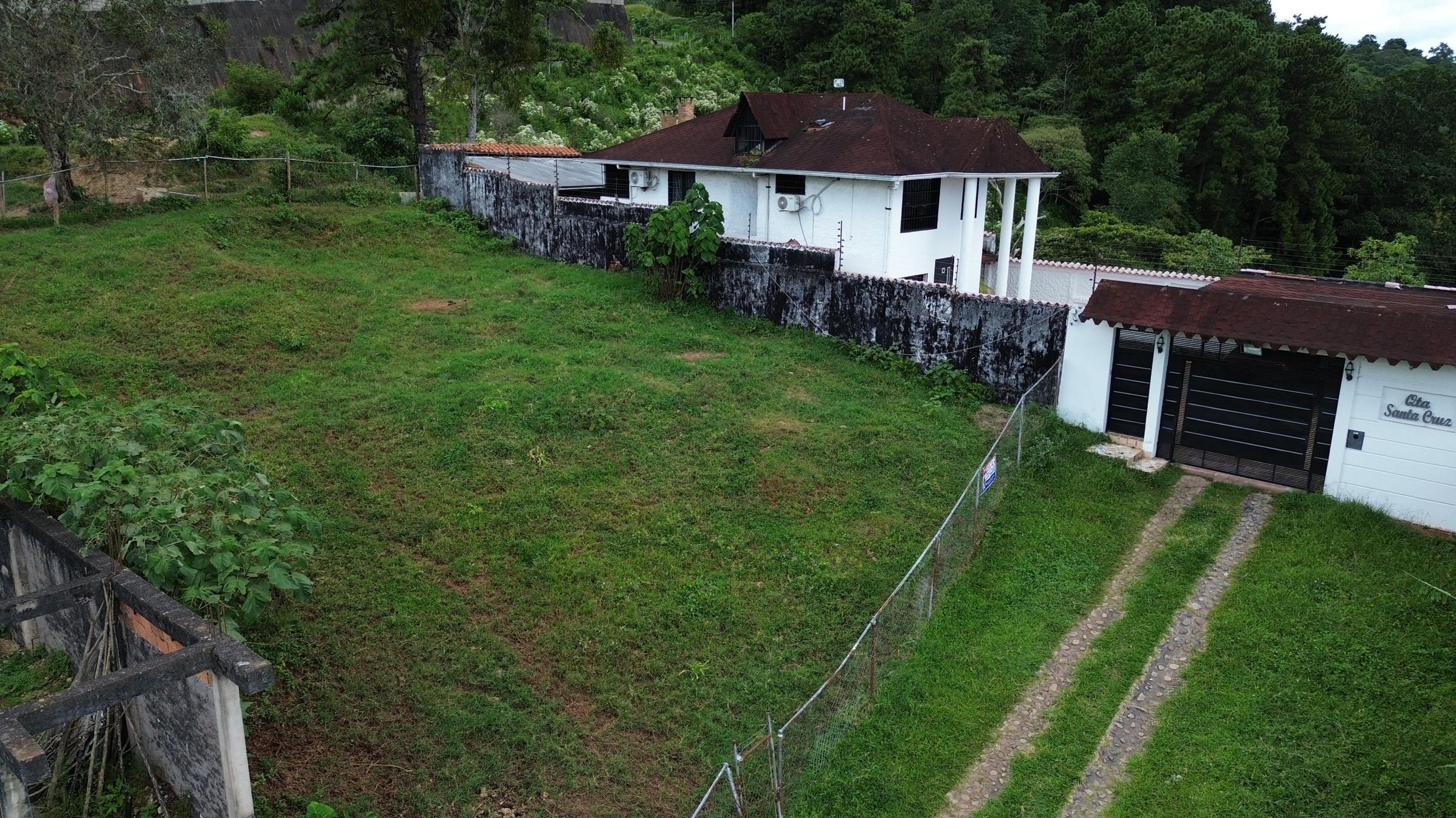 Terreno o parcela en Cueva del Oso, San Cristóbal — foto 4