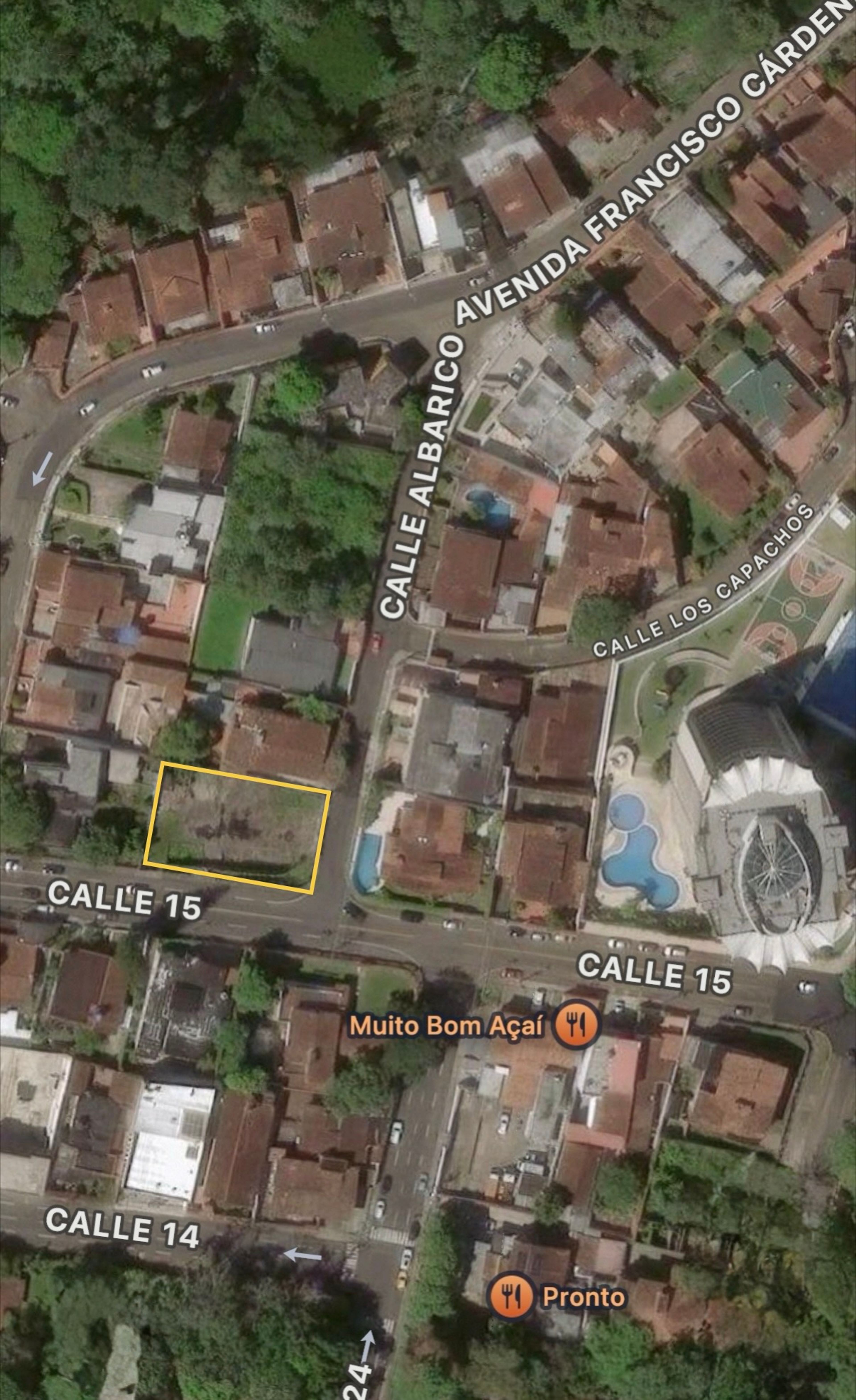 Terreno esquinero estratégico en Barrio Obrero con proyecto aprobado — foto 2