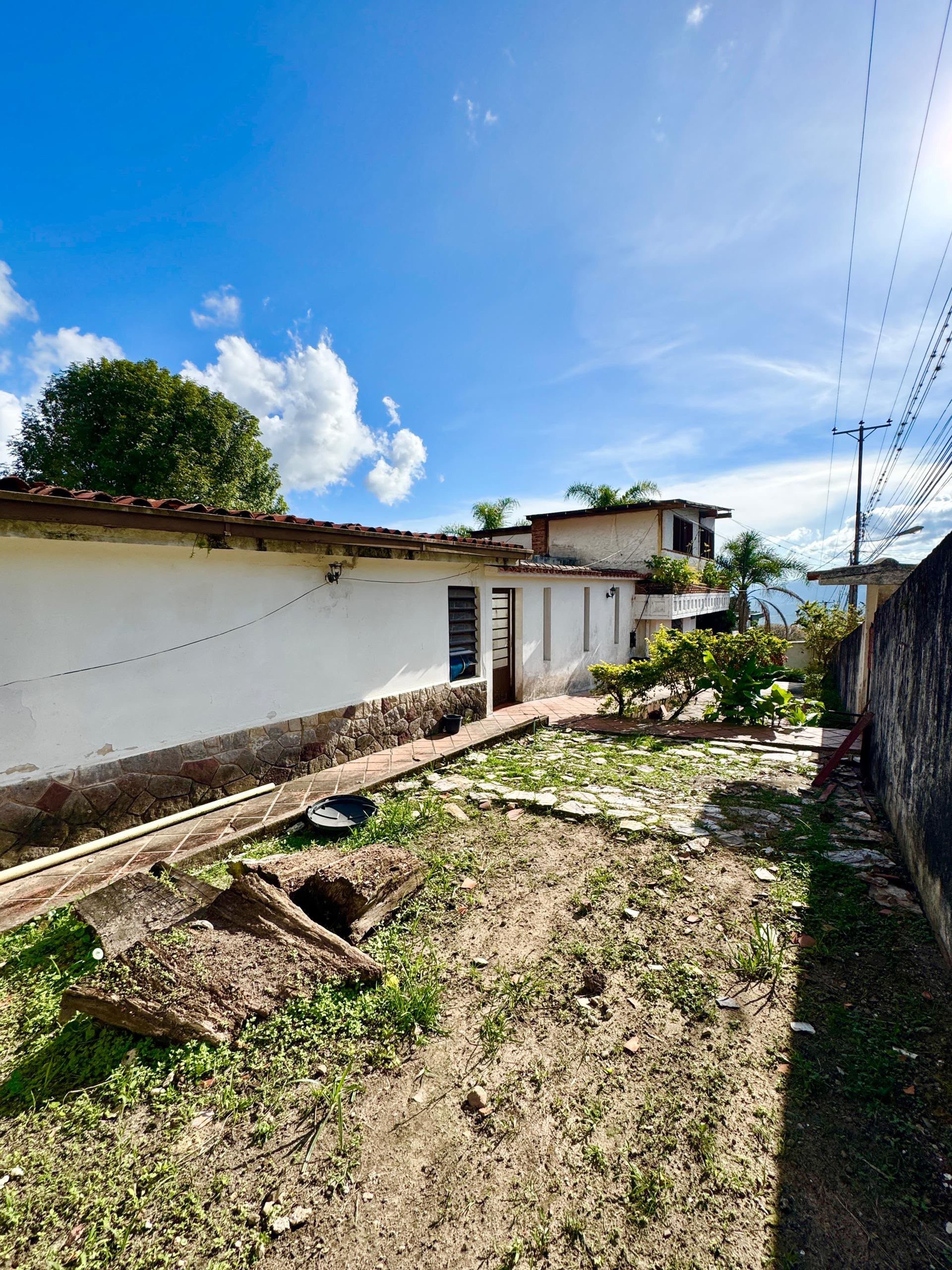 Terreno y propiedad con alto potencial de desarrollo en Urb. Piedra del Jurungo — foto 12