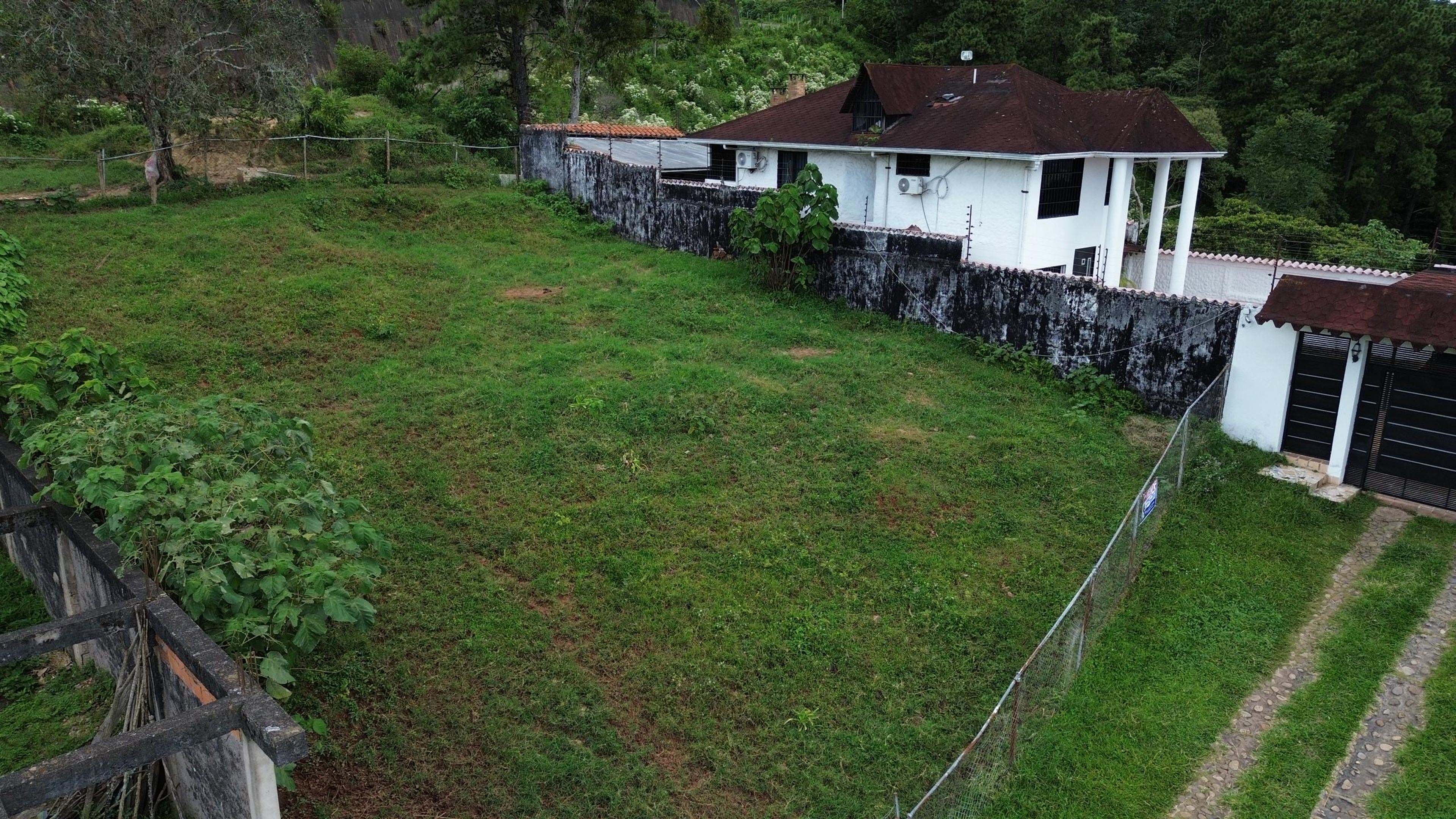 Terreno o parcela en Cueva del Oso, San Cristóbal — foto 3