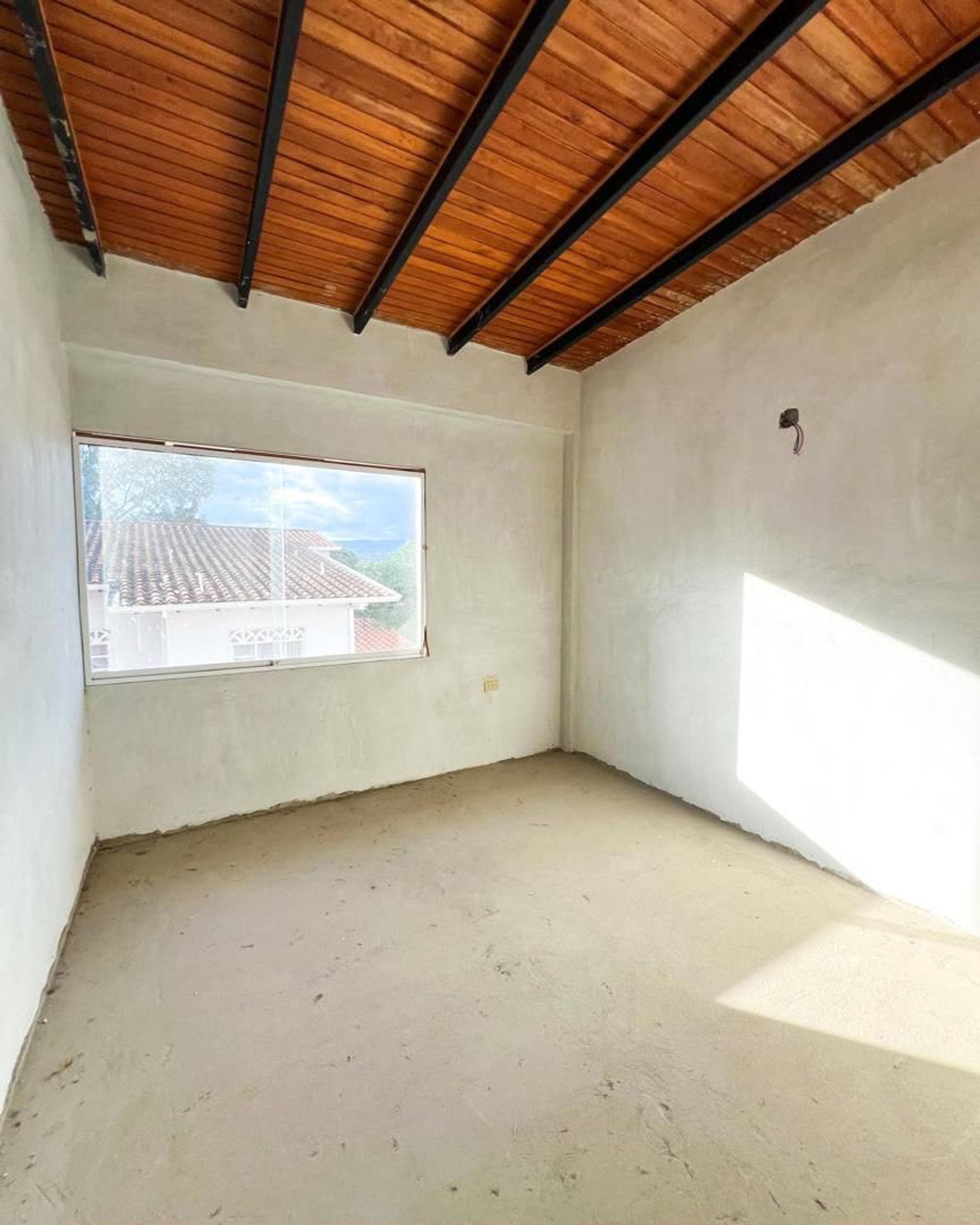 Dos residencias en obra blanca dentro de amplia parcela — foto 10
