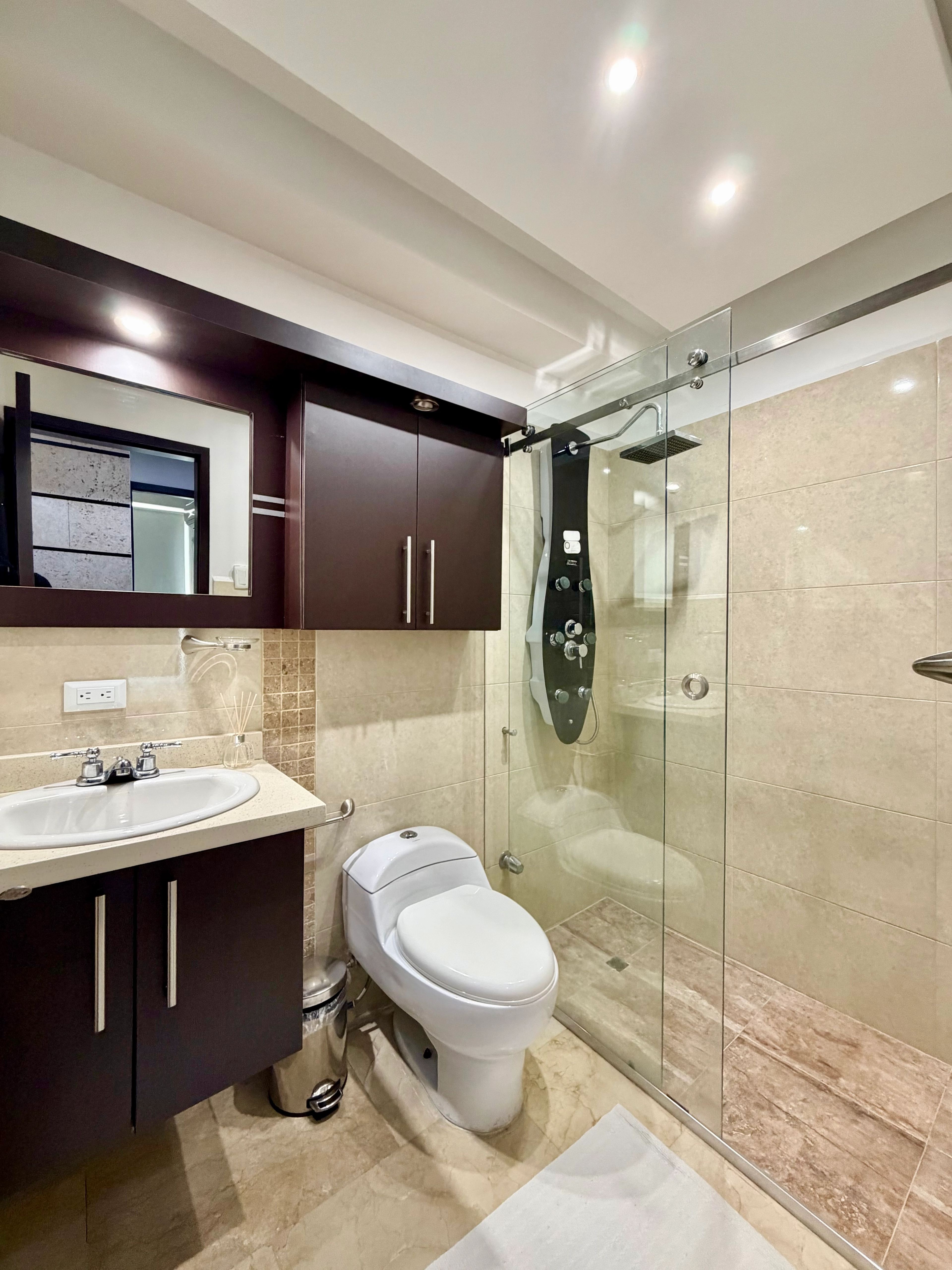 Apartamento en Pueblo Nuevo con bonitos acabados — foto 7