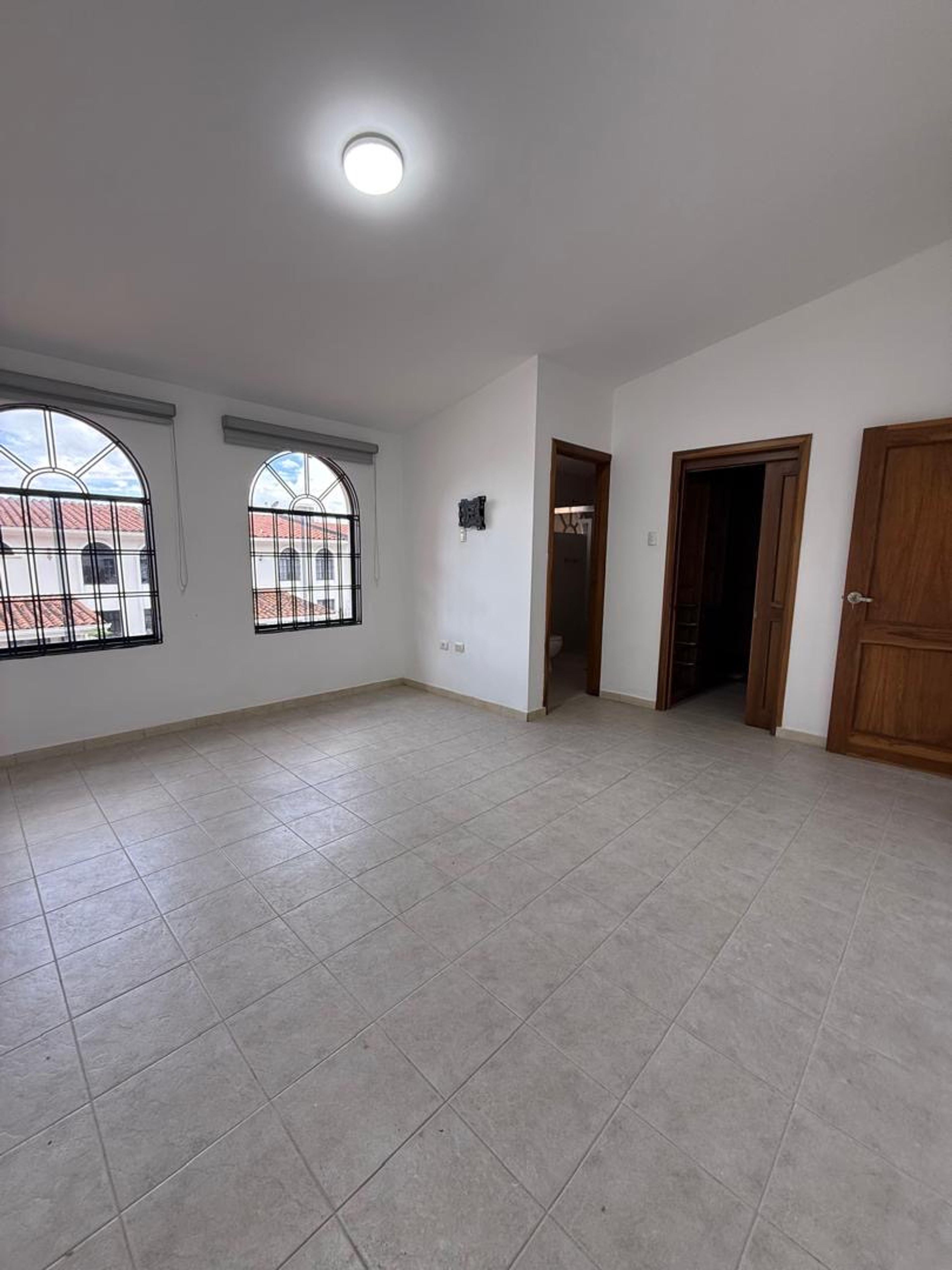 Casa semiamoblada en alquiler dentro de Residencias Doña Virginia — foto 12