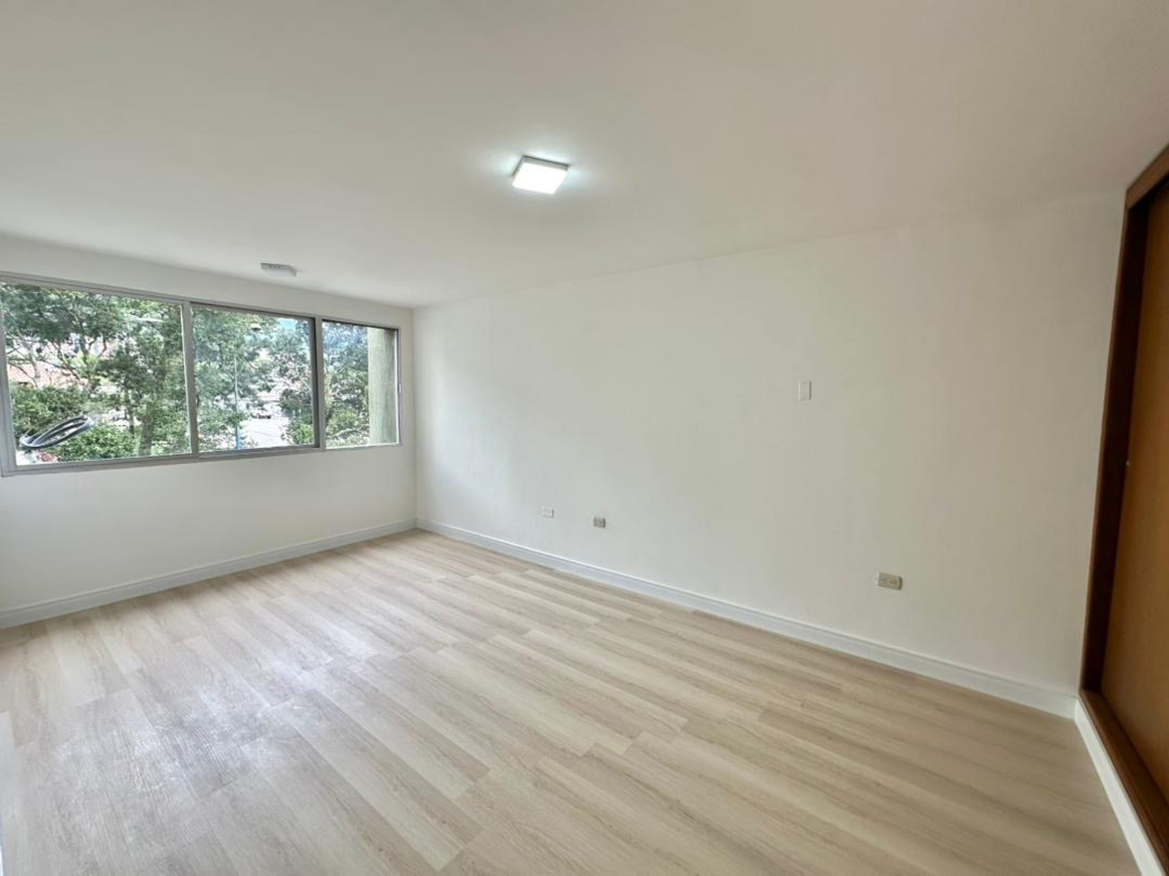 Moderno apartamento remodelado en Edificio Los Jabillos — foto 9