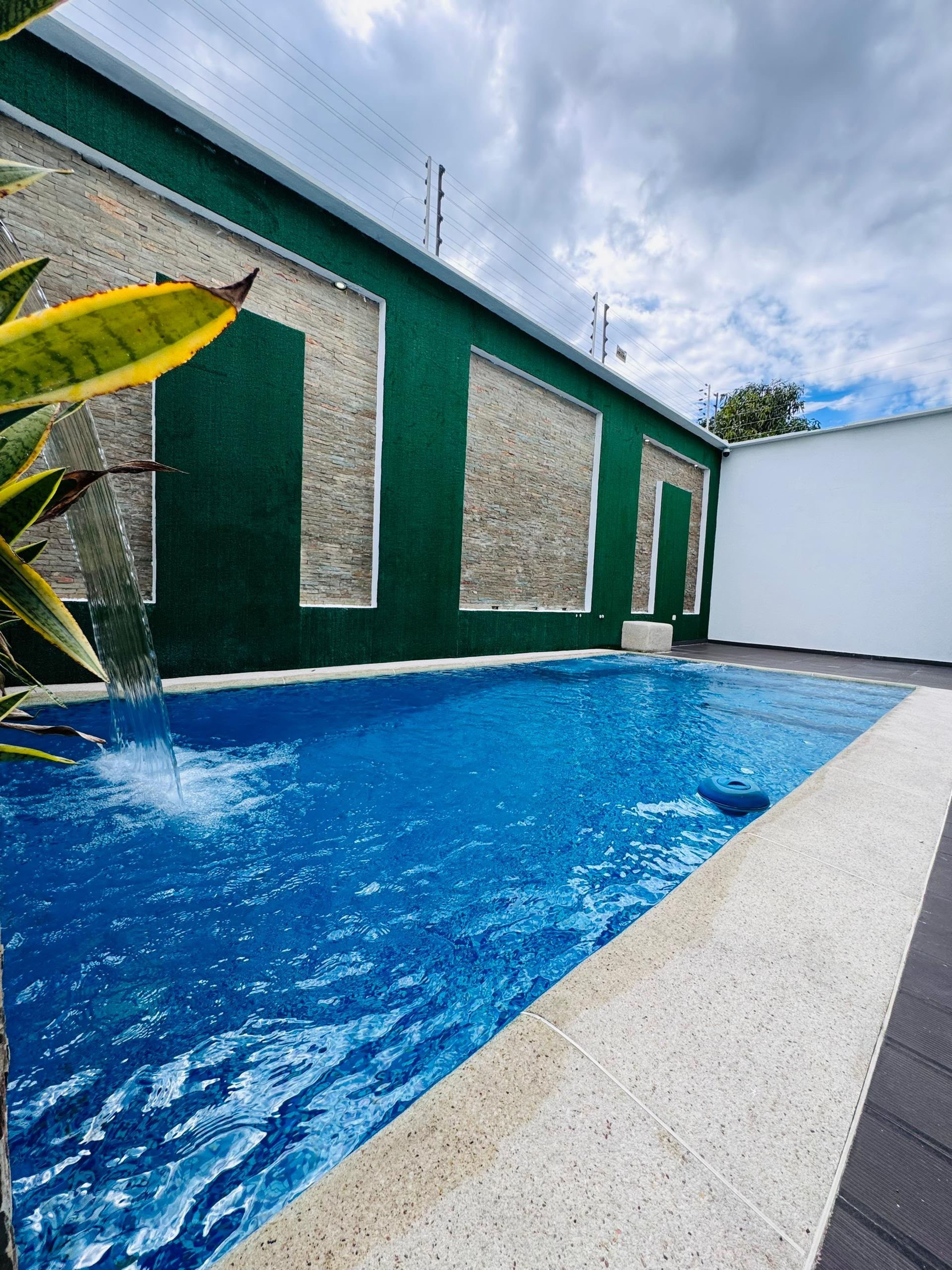 Casa de 3 niveles con piscina y cascada en Urb. Agua Clara — foto 5