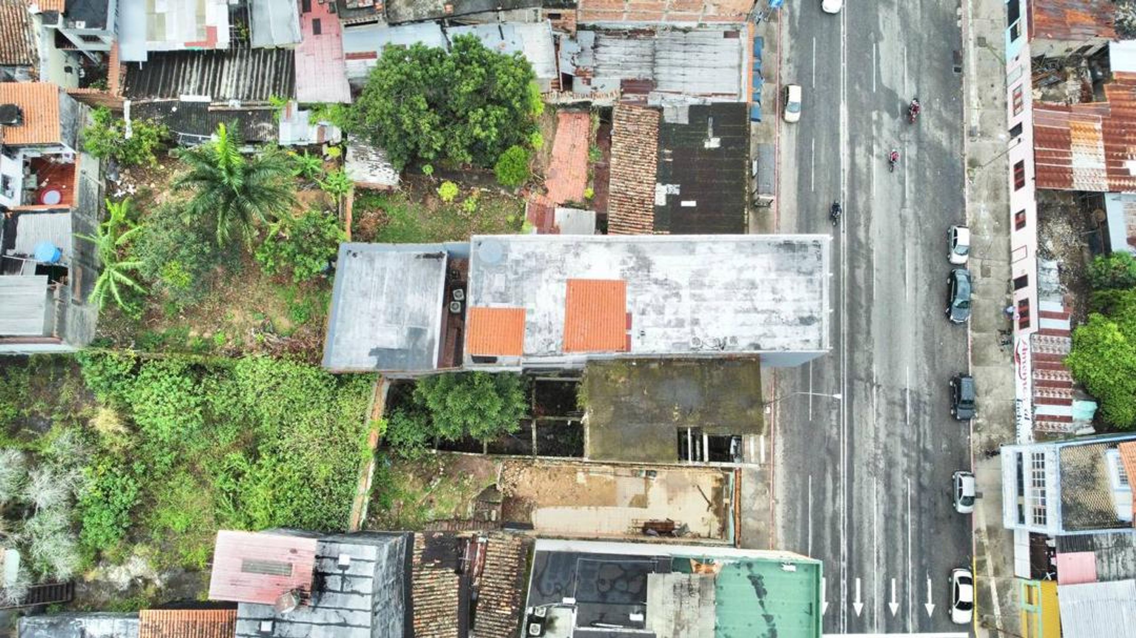 Edificio en el centro de San Cristóbal  — foto 17