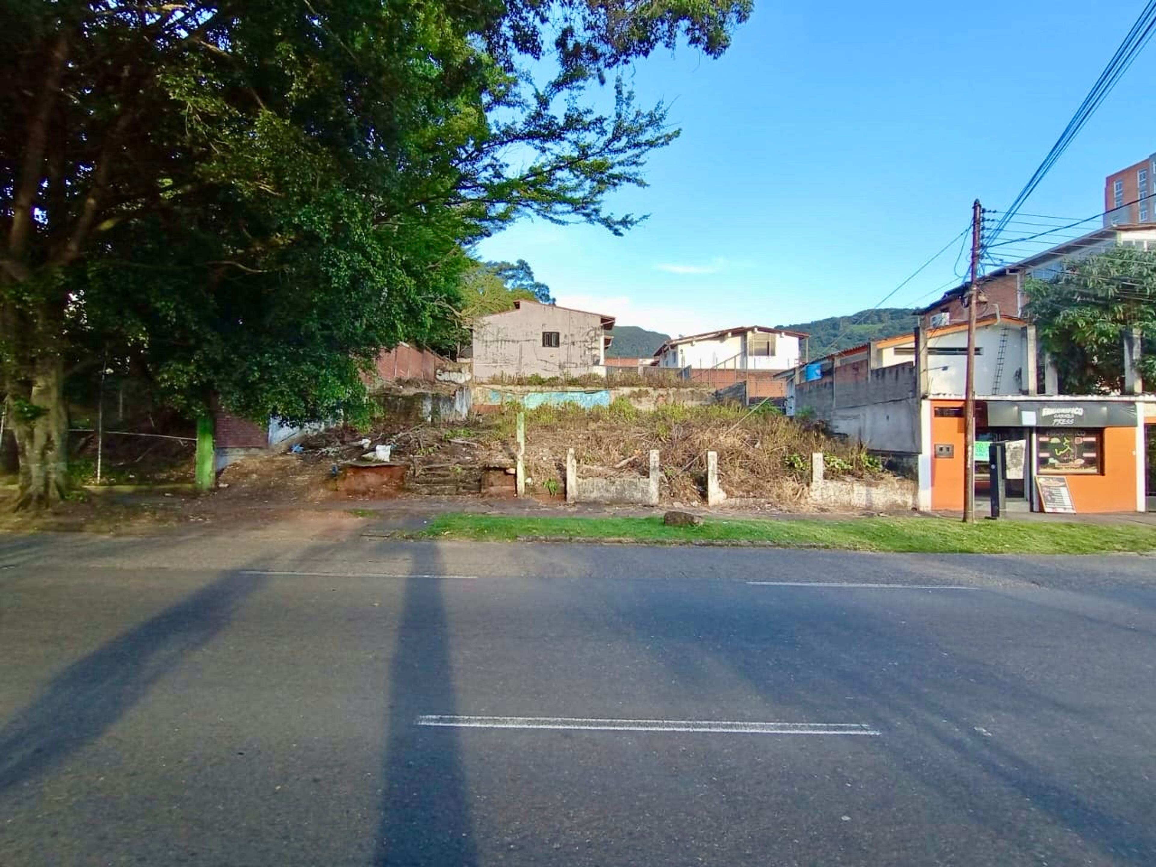 Terreno o parcela en 19 de Abril, San Cristóbal — foto 1