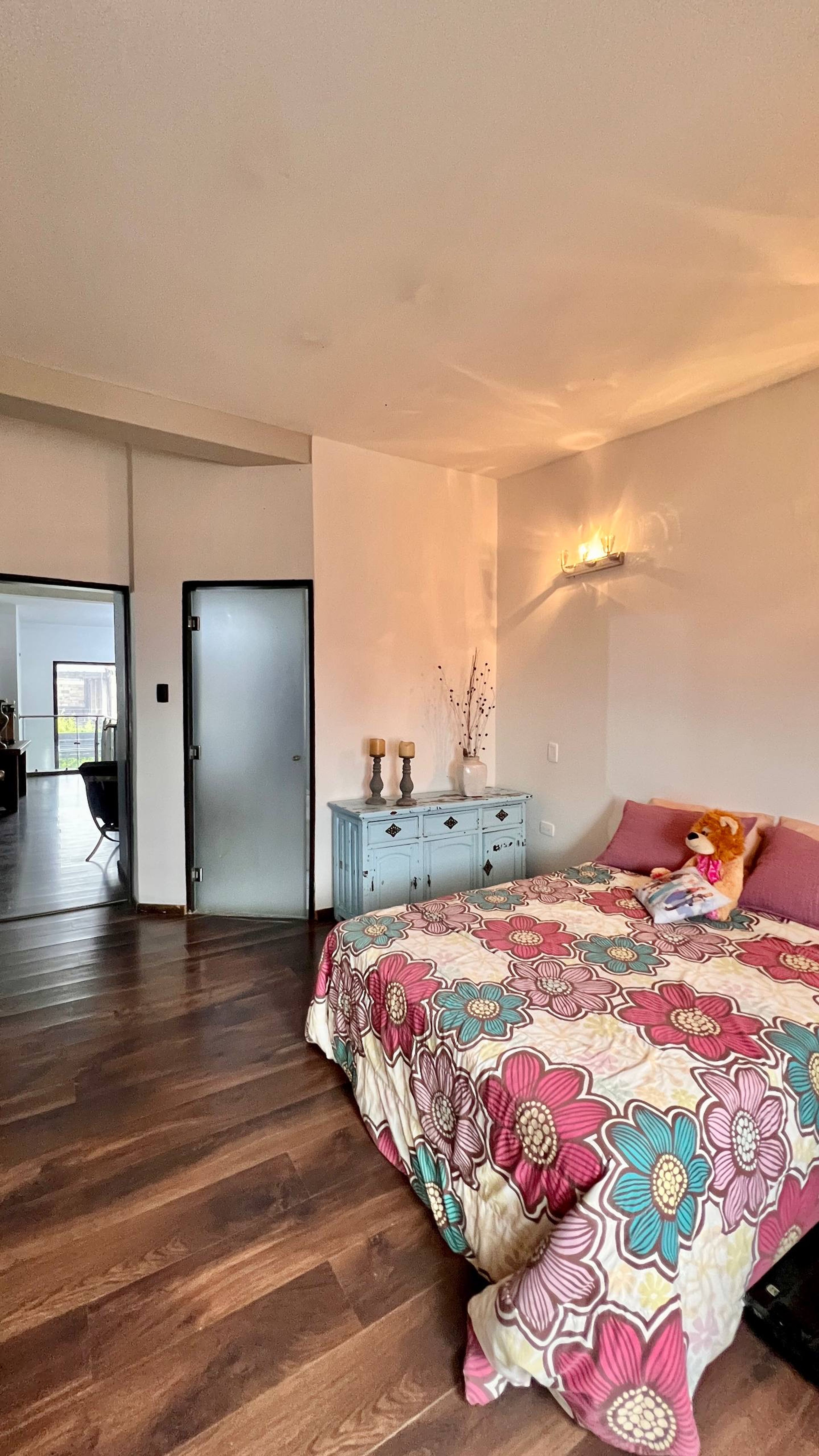 Exclusiva residencia de estilo lujo industrial con piscina privada en Tucape Parte Alta — foto 8