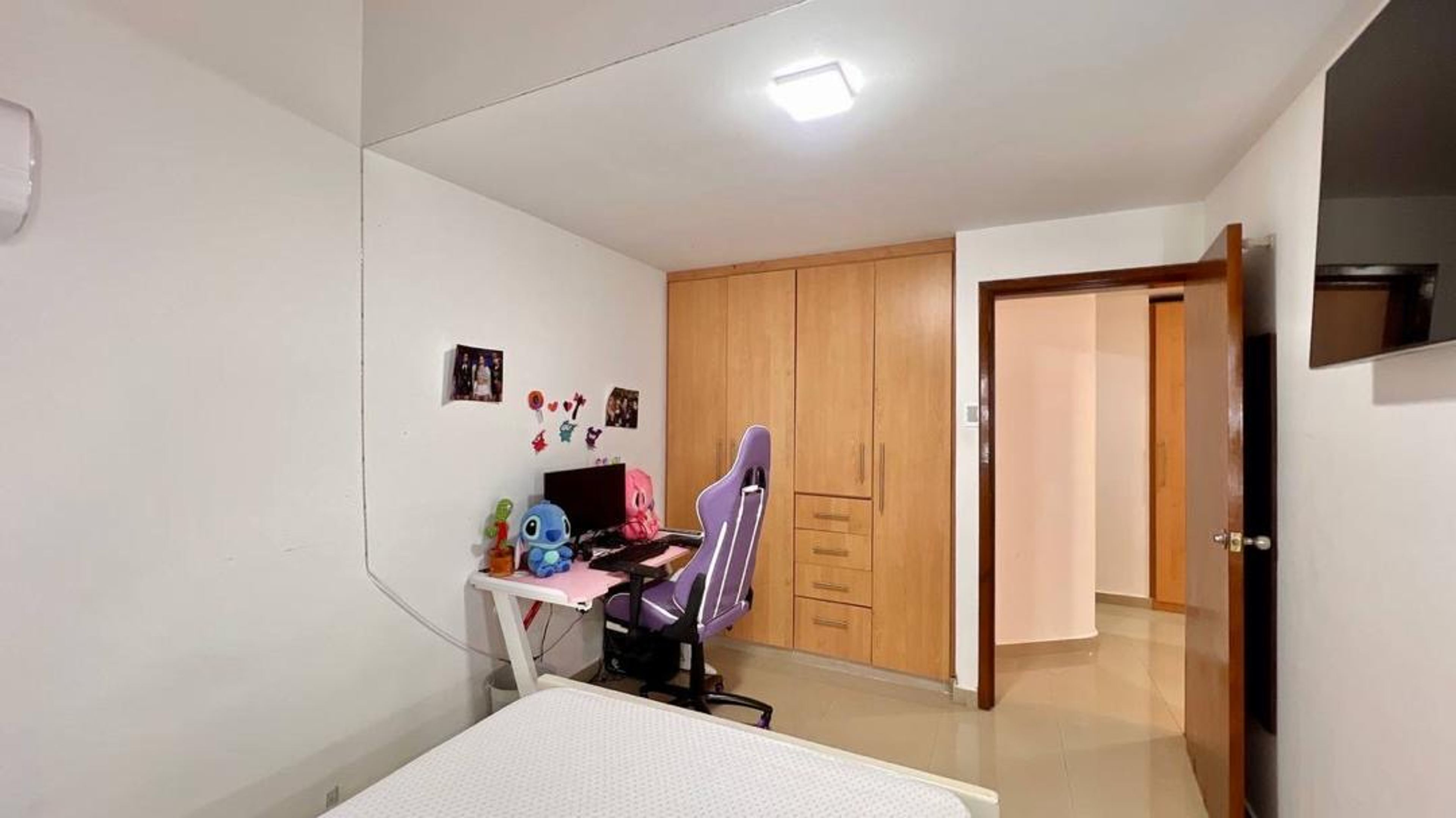 Casa moderna de 3 niveles en Terrazas de Pirineos — foto 10