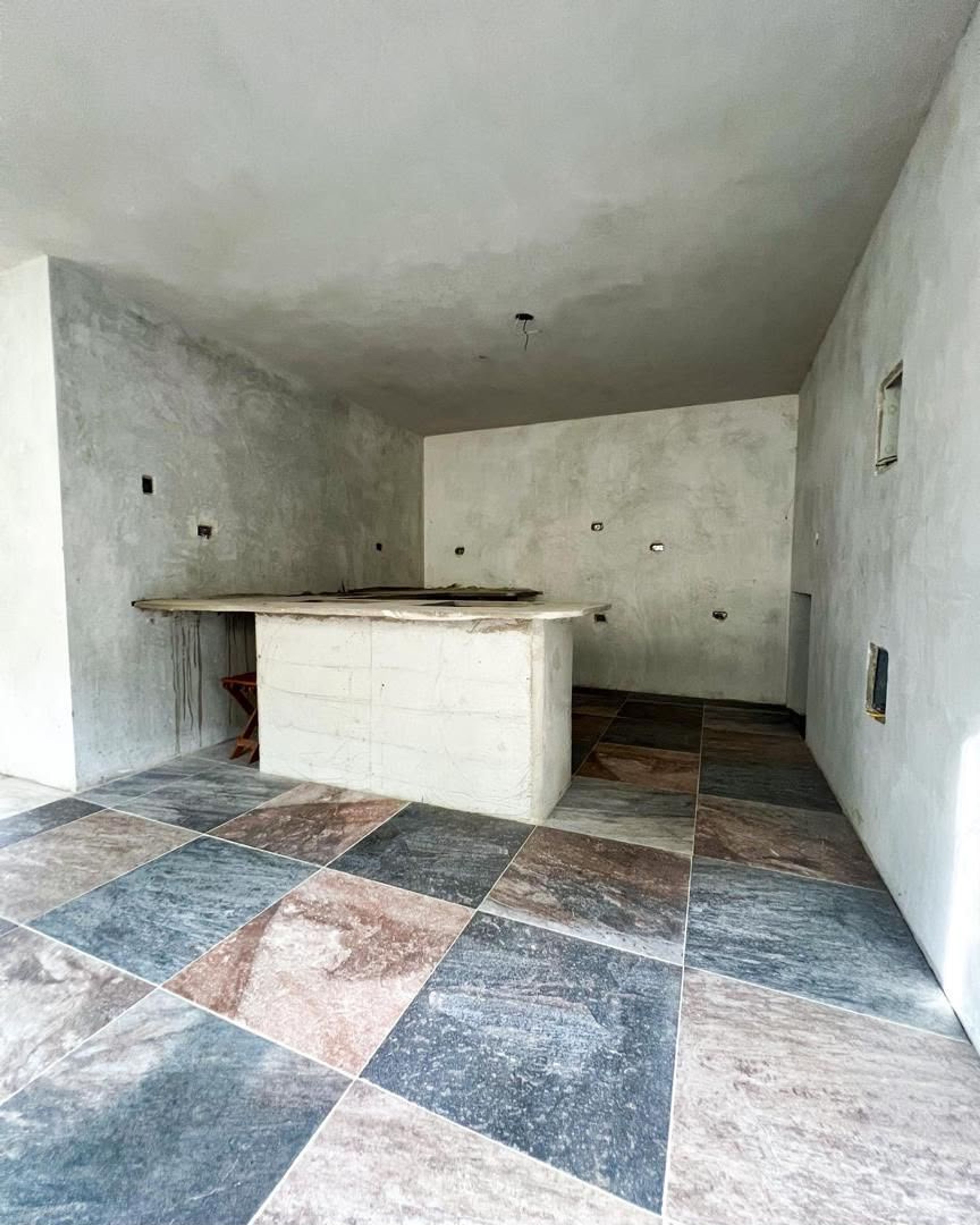 Dos residencias en obra blanca dentro de amplia parcela — foto 4