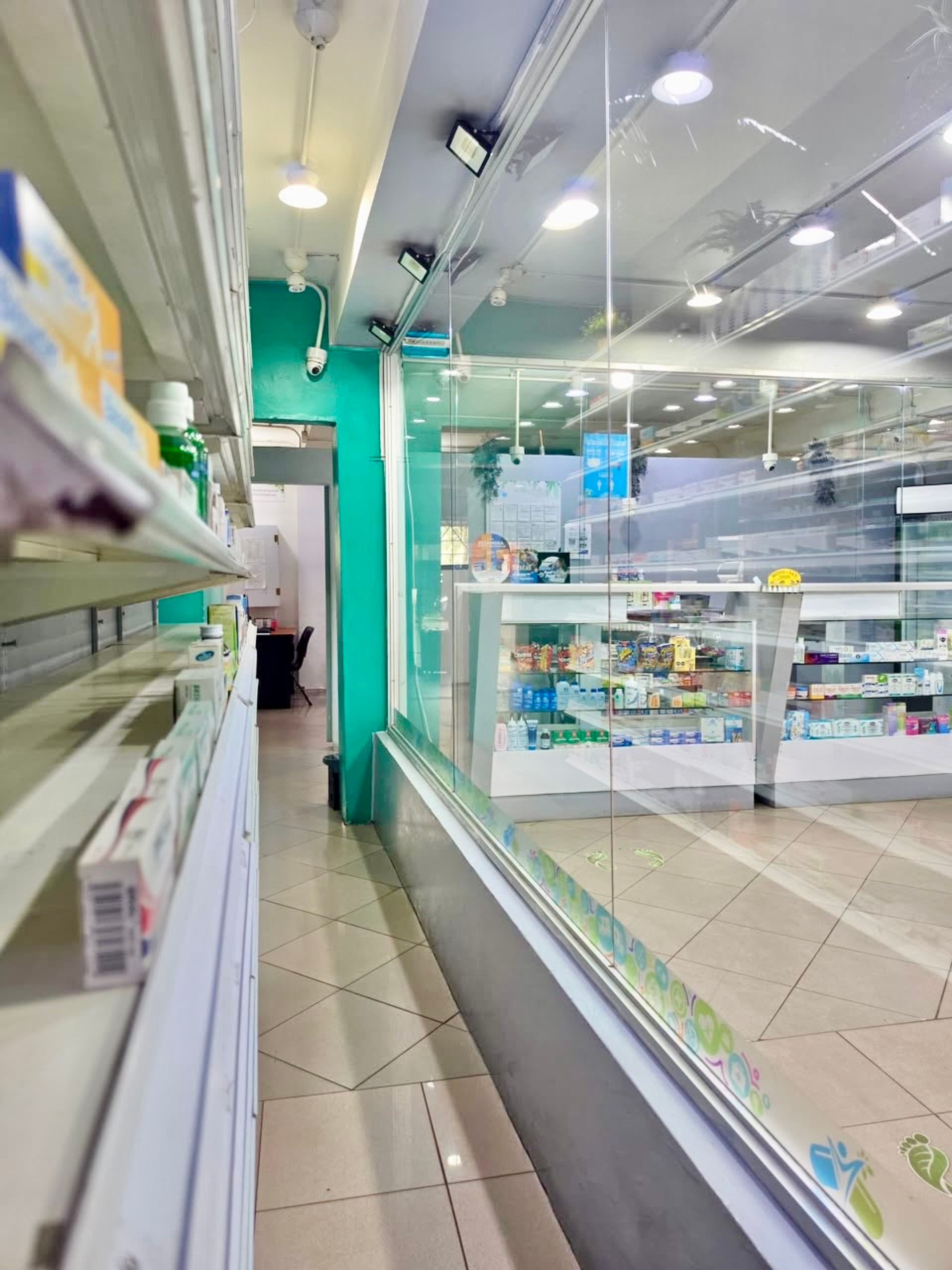 Local comercial en Centro, San Cristóbal — foto 4
