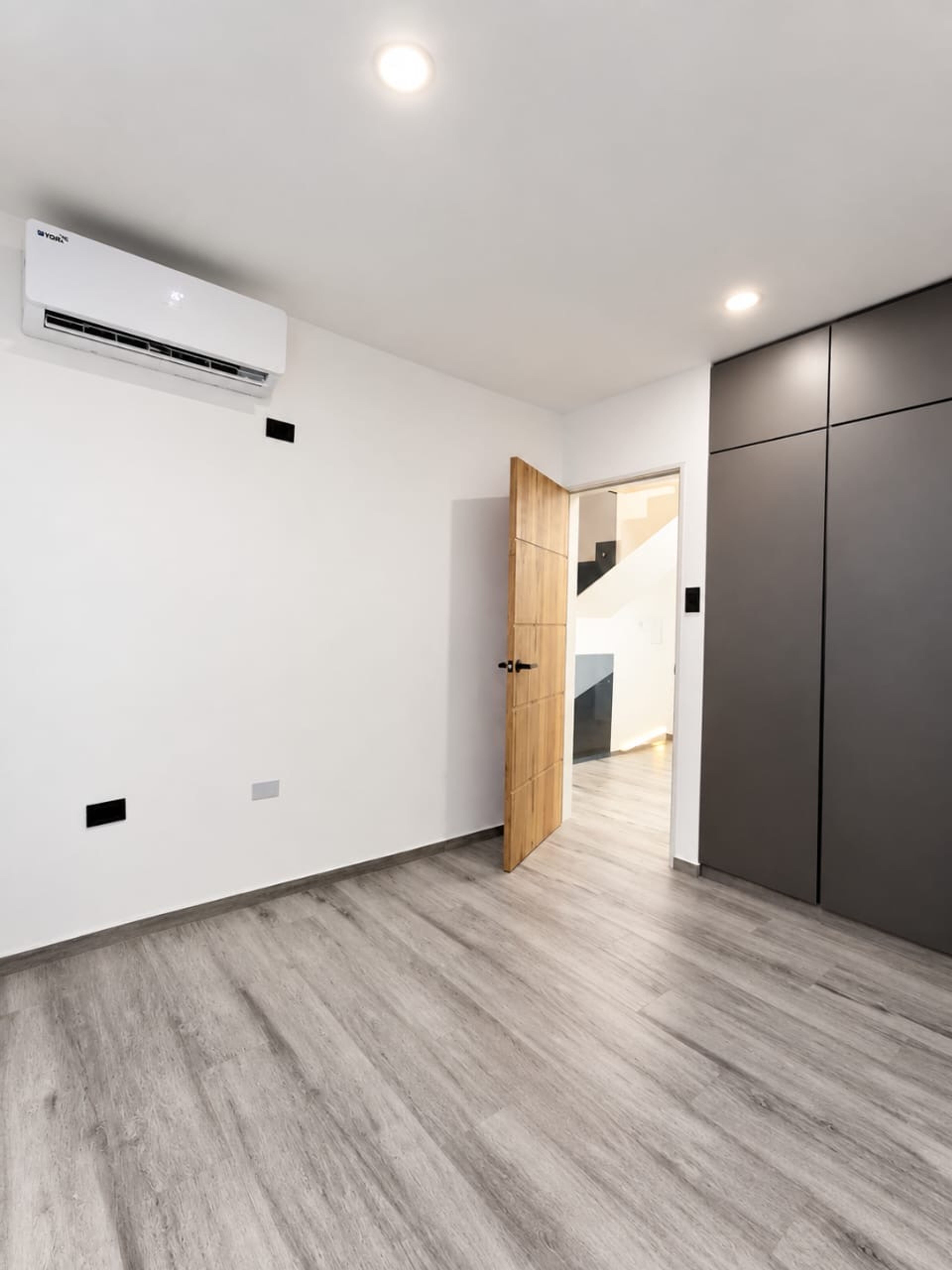 Casa moderna de 4 niveles con vista panorámica en Urb. El Campo — foto 13