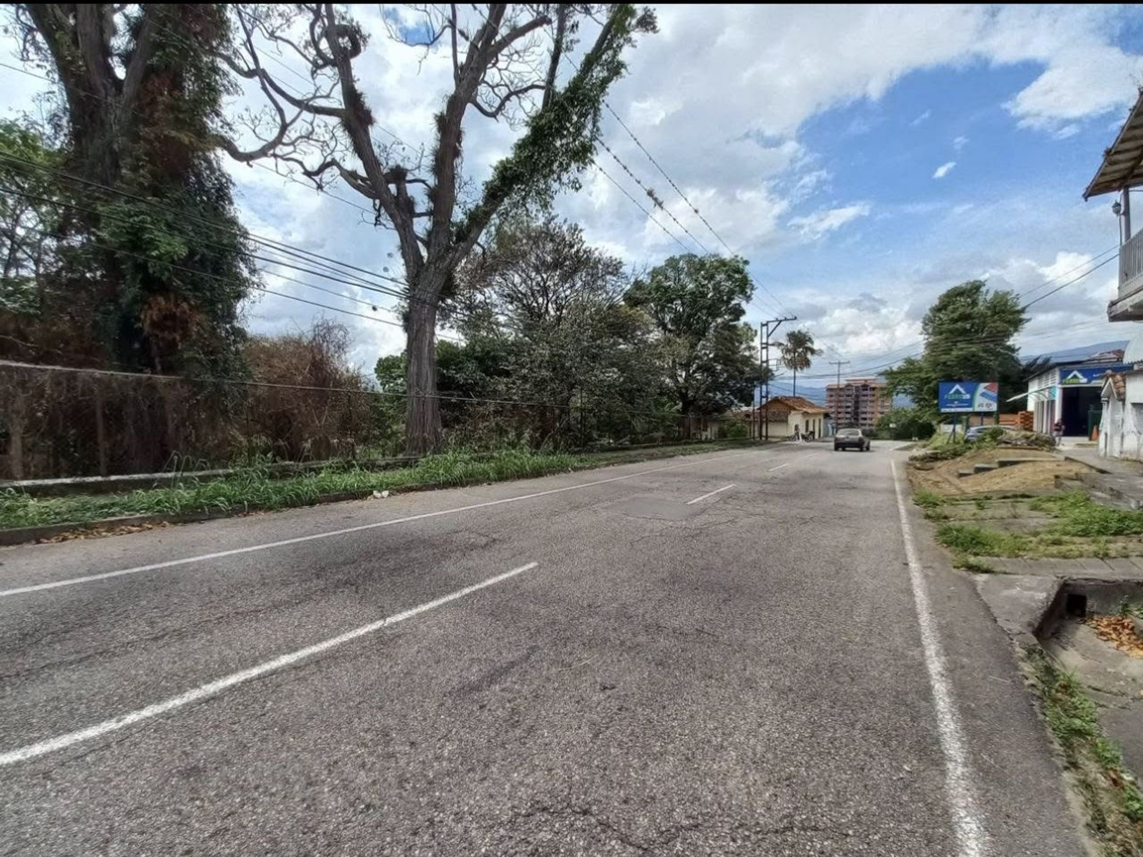 Terreno comercial de 4.912 m² en avenida las Pilas — foto 8