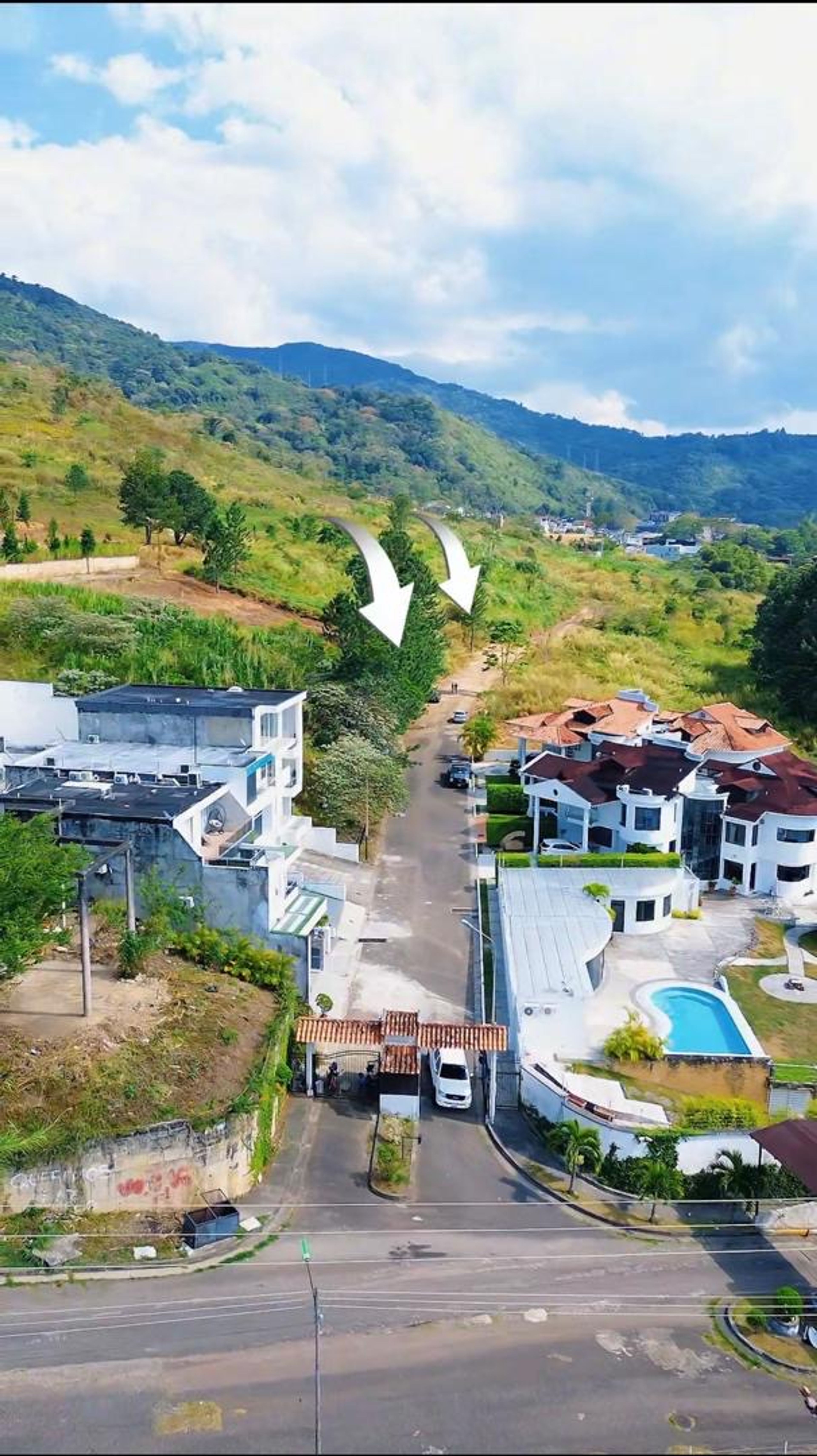 4 parcelas continuas para desarrollo urbanístico en Tachira Country, Pirineos II — foto 6