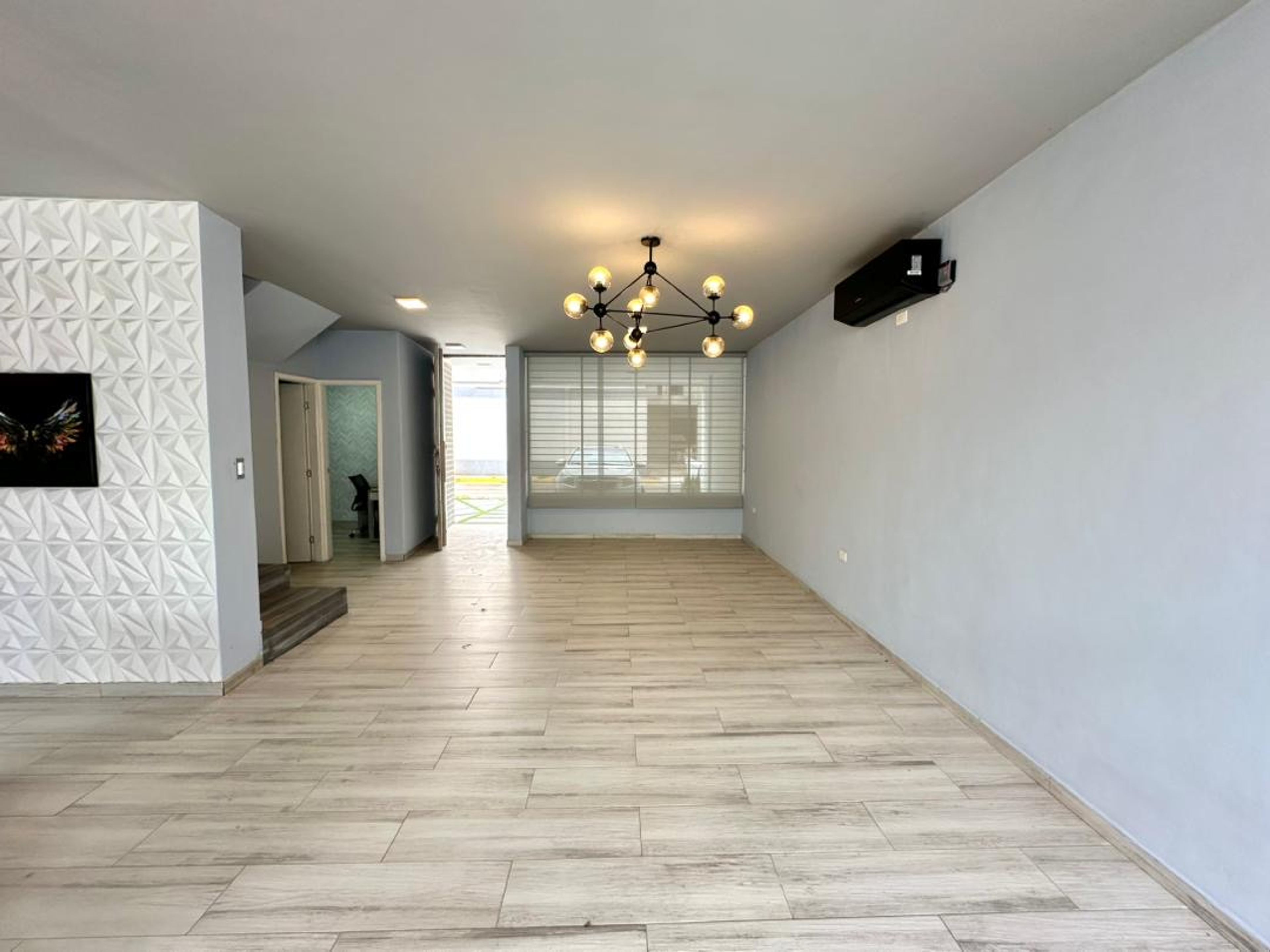 Elegante casa amoblada y equipada en alquiler en Urb. El Solar de La Castellana — foto 8