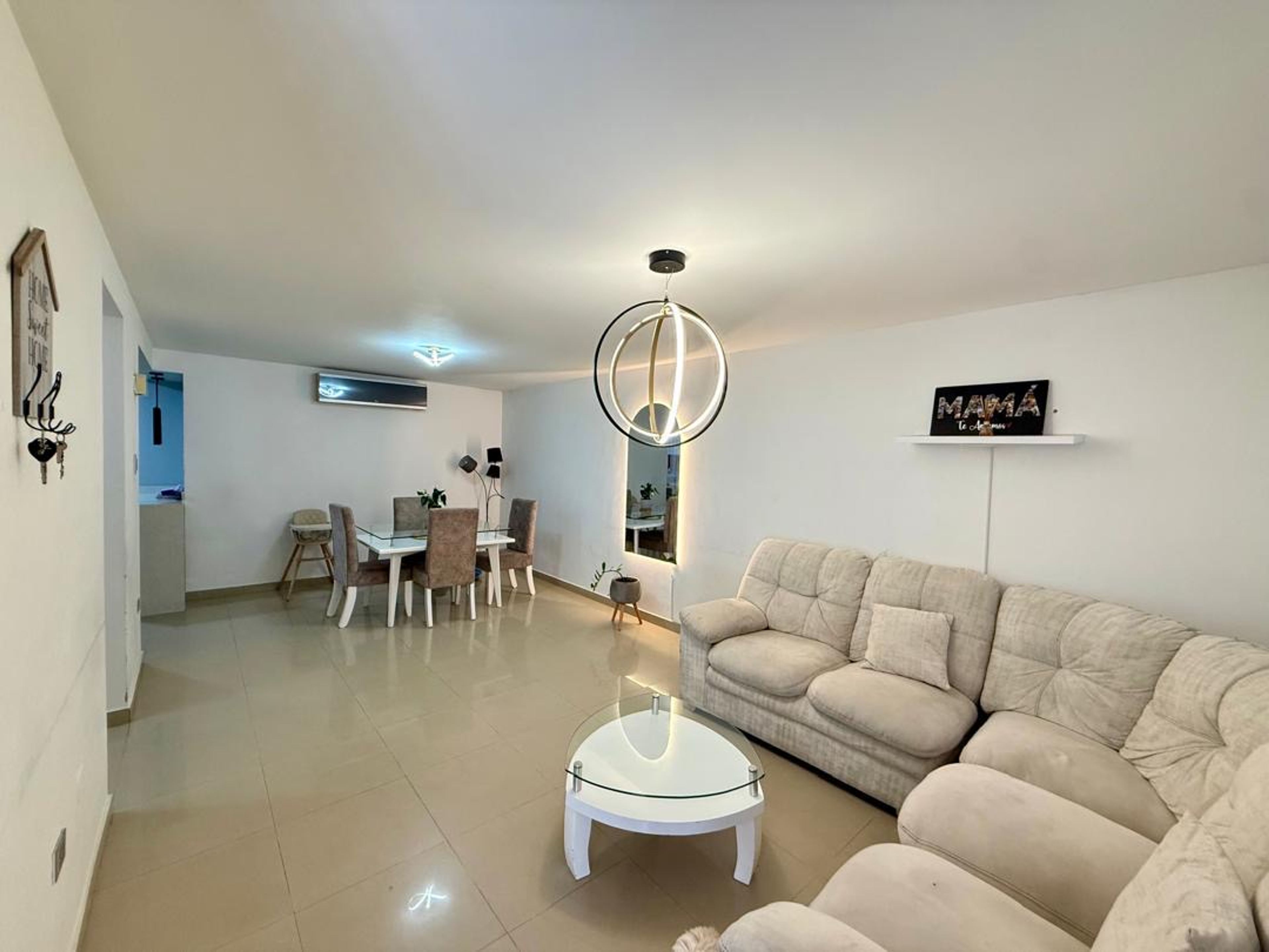 Casa moderna de 3 niveles en Terrazas de Pirineos — foto 16