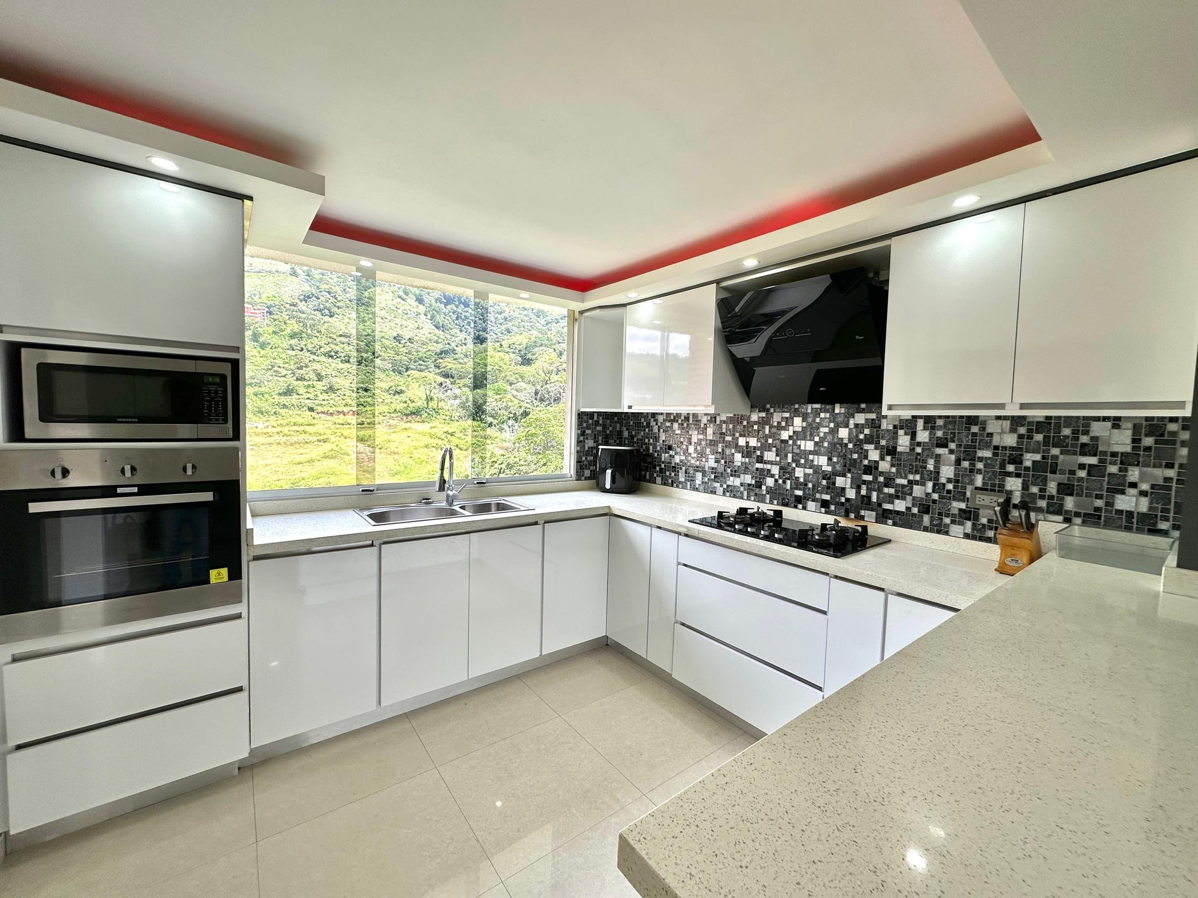 Apartamento amoblado con vista panorámica en Residencias Serranía — foto 5