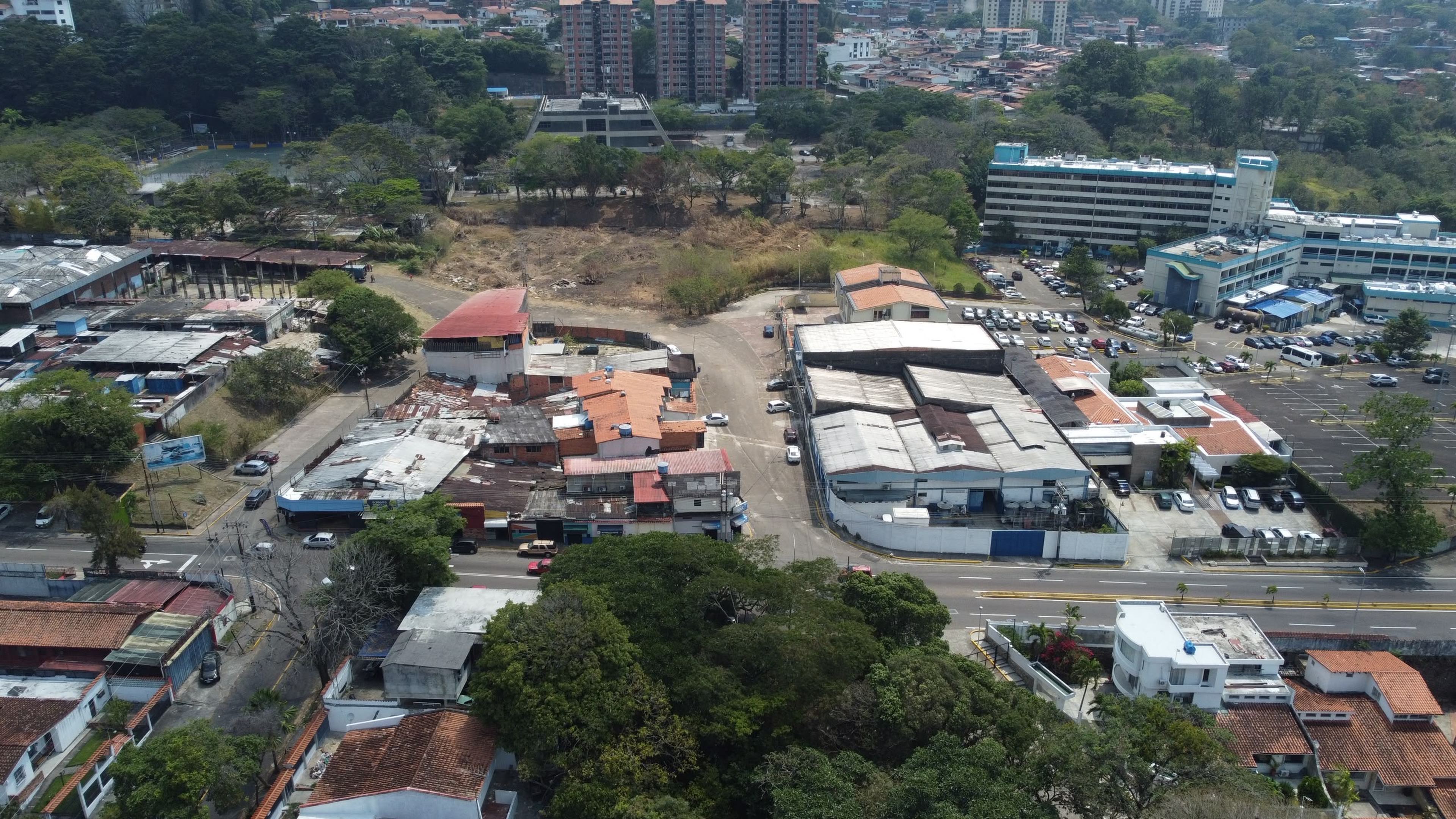 Terreno o parcela en La Guayana, San Cristóbal — foto 1