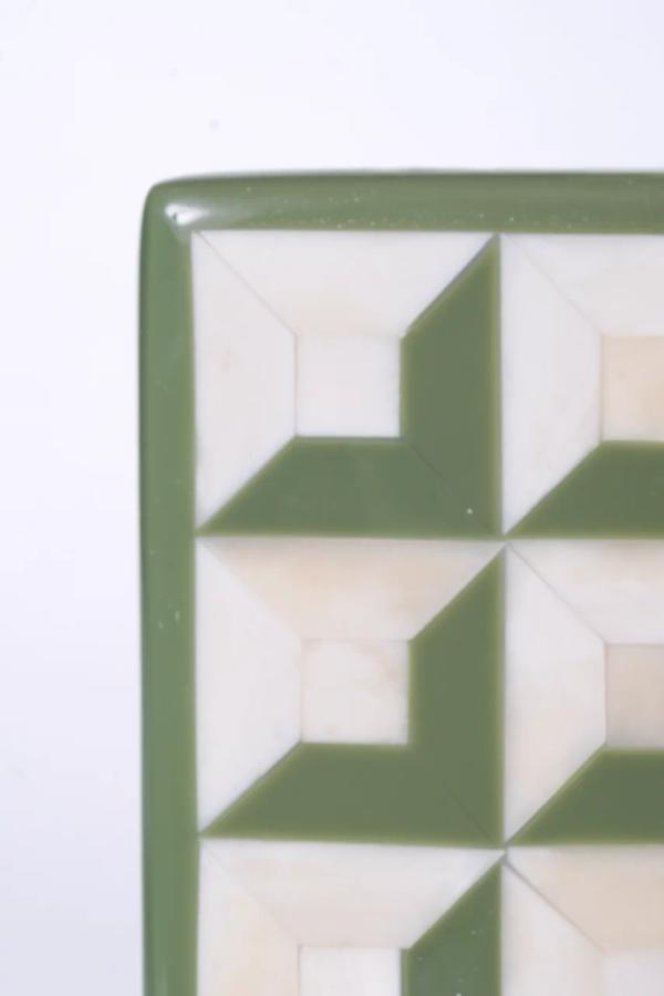 Deco Tissue Box Cover – Bone & Resin