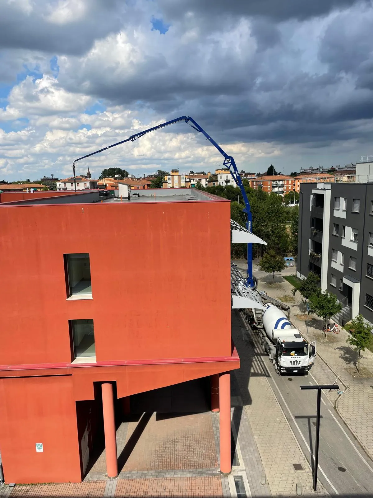 Manutenzione straordinaria di riqualificazione ed adeguamento "Residenza universitaria Fioravanti"