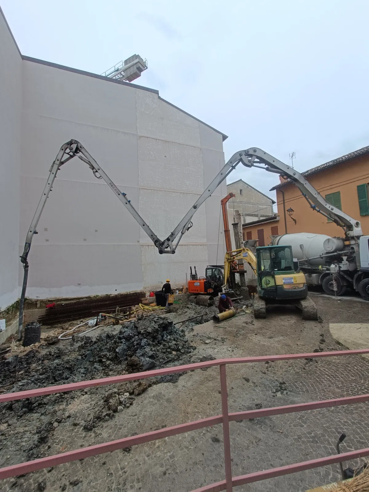 Realizzazione di N.3 alloggi di E.R.P. Nell’aria scoperta annessa al fabbricato di E.R.P. sito in via Mazza32-38