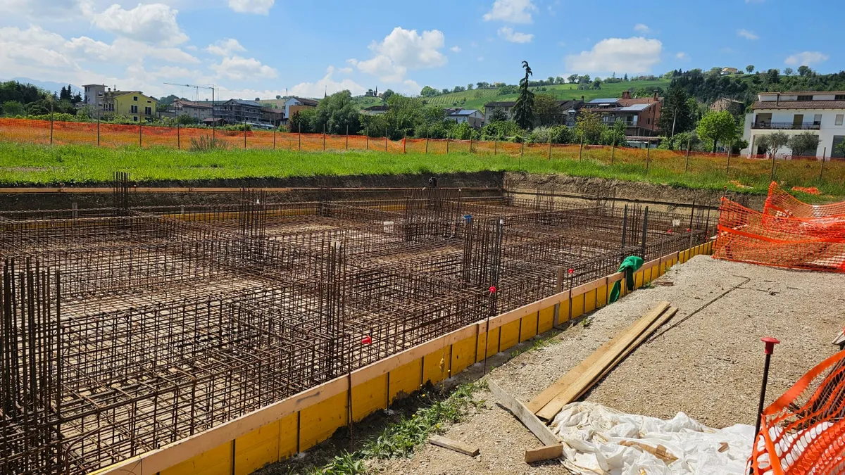 Nuova costruzione di spogliatoi a servizio della palestra geodetica
